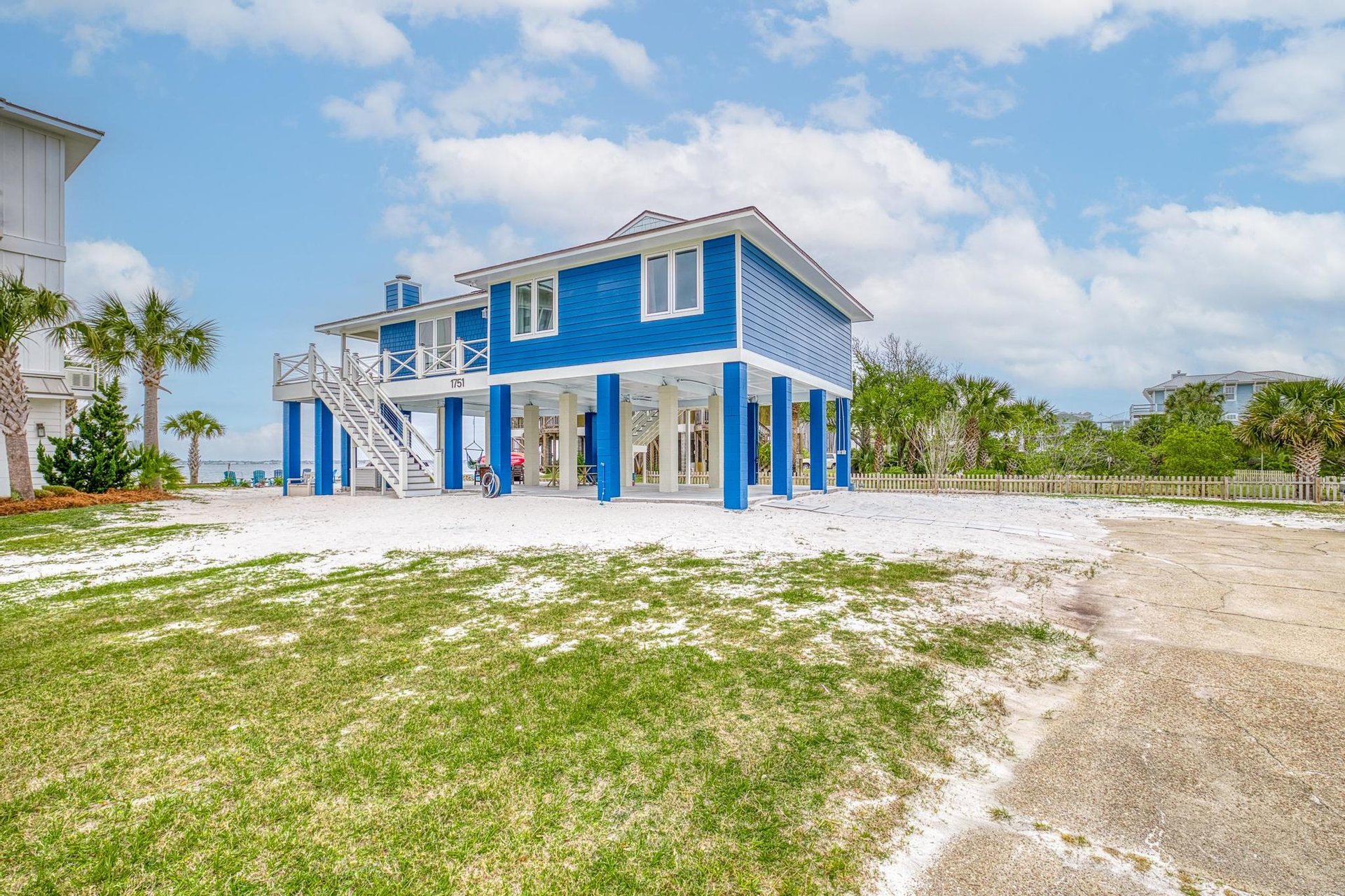 Ensenada Uno 1751 NEW 35