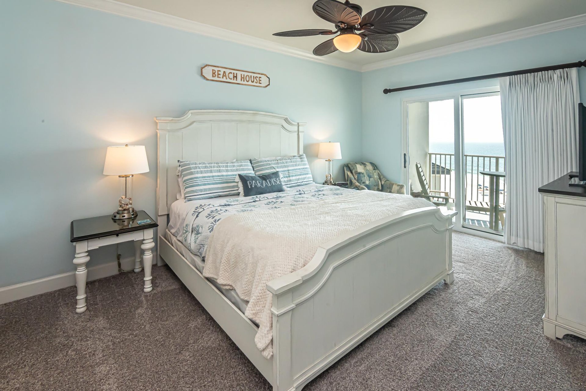 A Wave From It All  Seawind 802 18