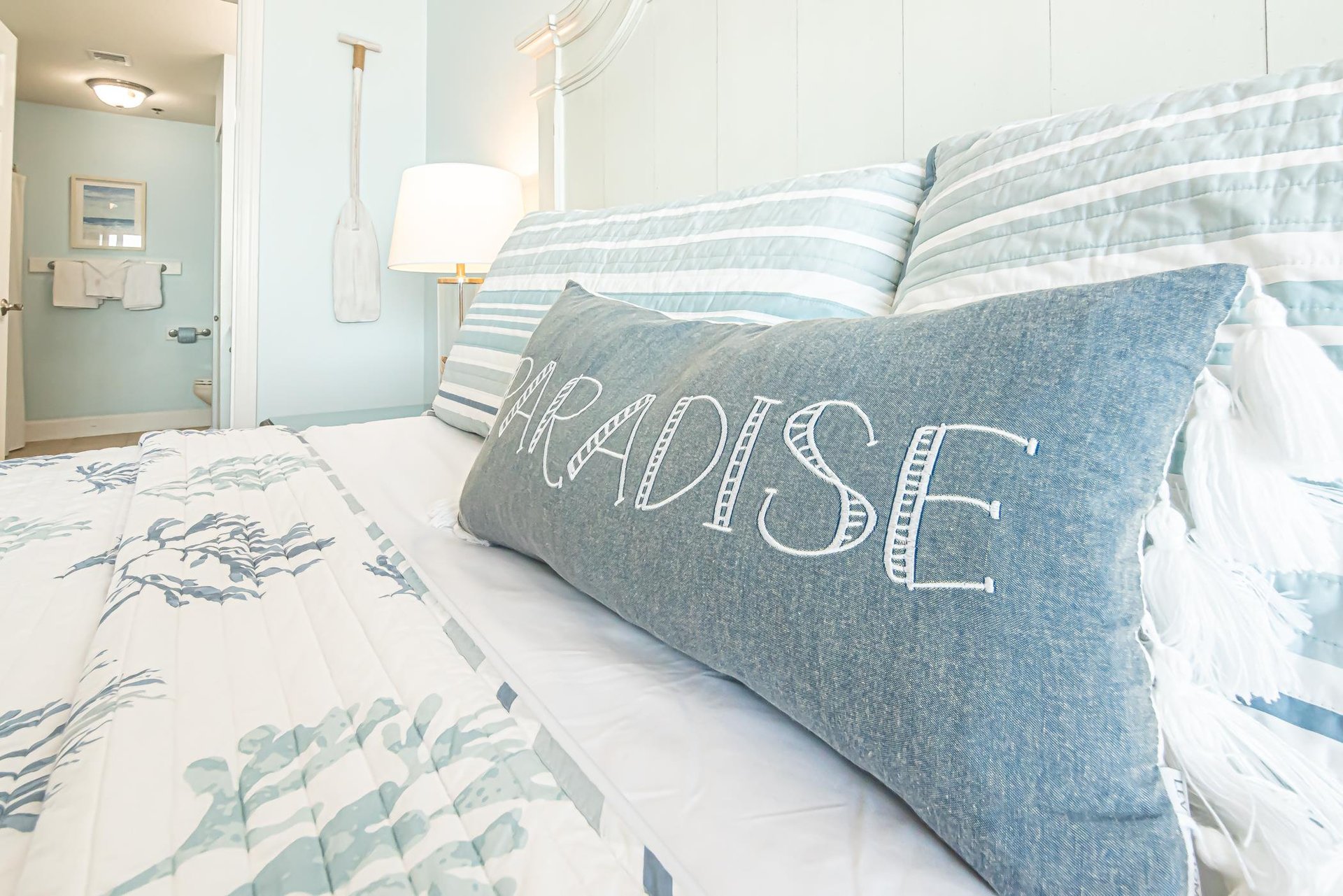 A Wave From It All  Seawind 802 22