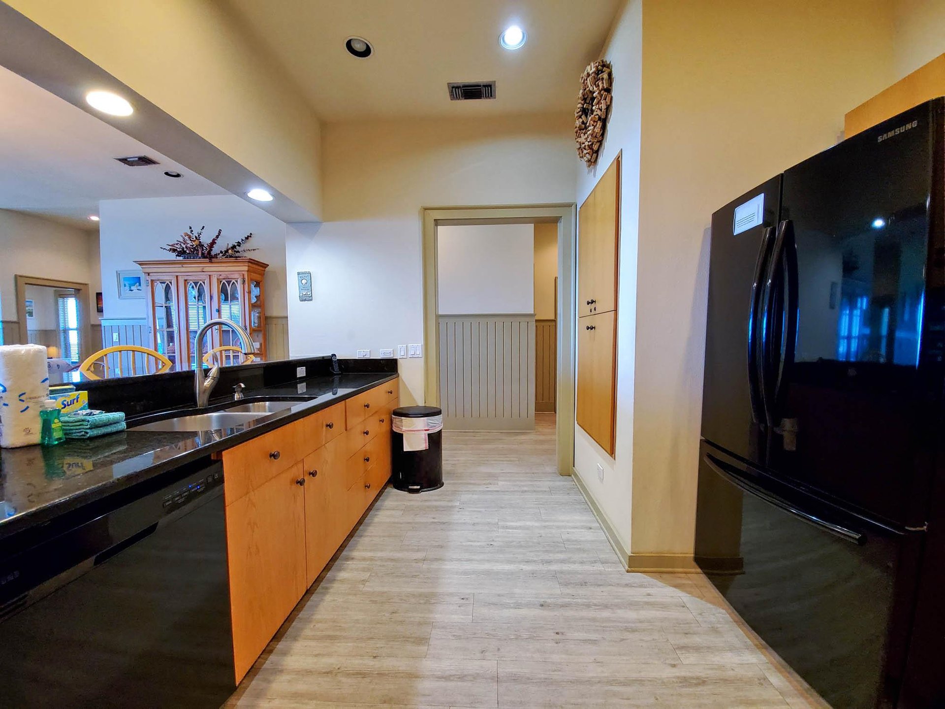 Ariola 102  The Phoenix 9