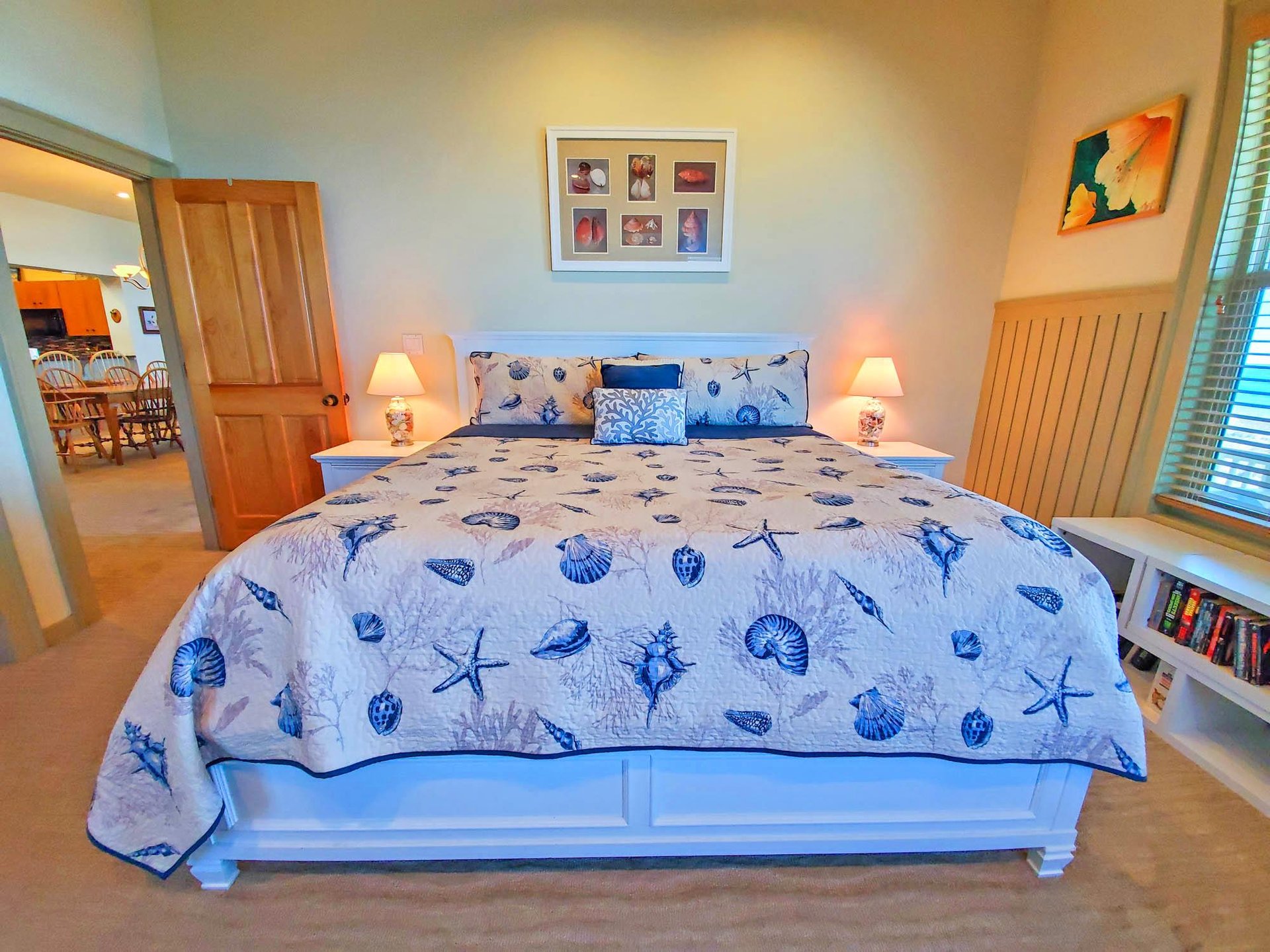 Ariola 102  The Phoenix 19