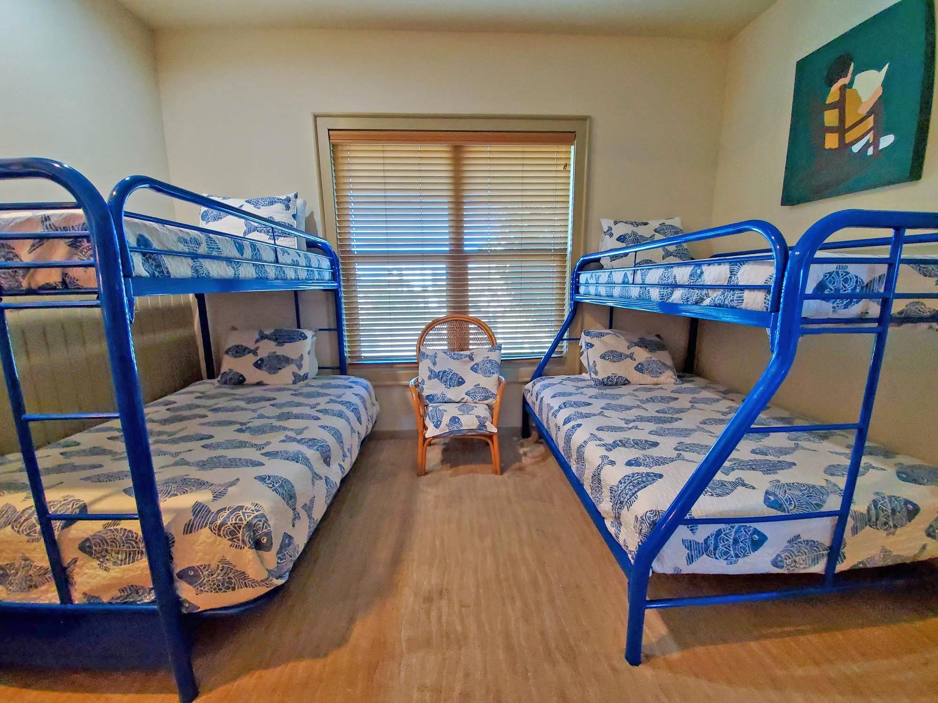 Ariola 102  The Phoenix 24