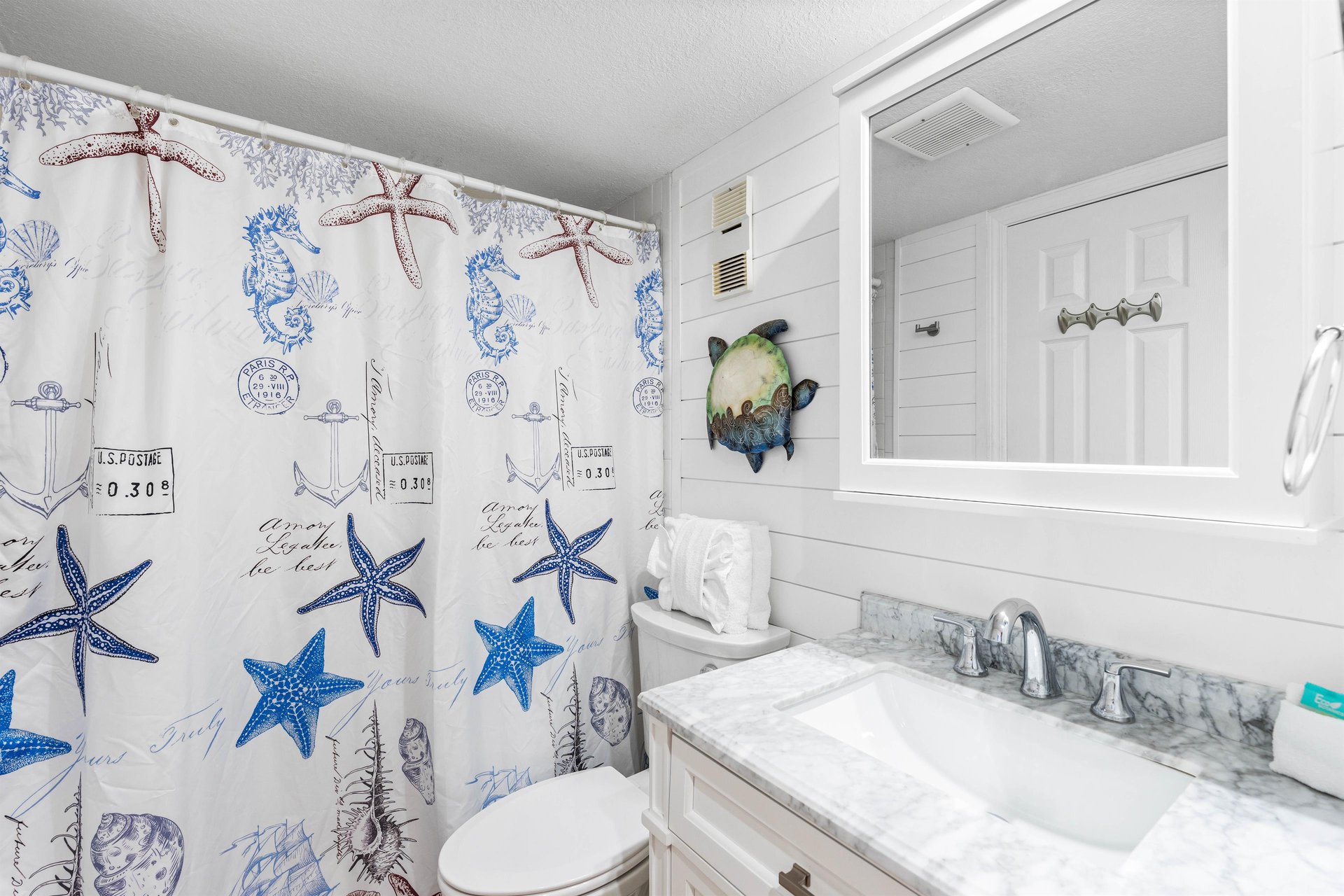 Holiday Surf and Racquet Unit 512 15