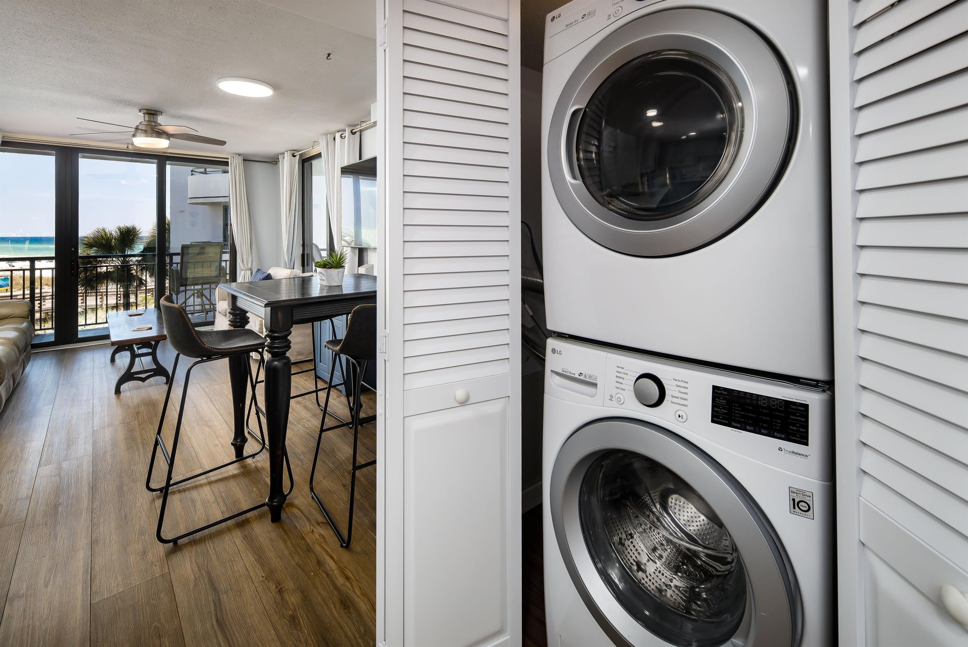 Nautilus Unit 2307 14