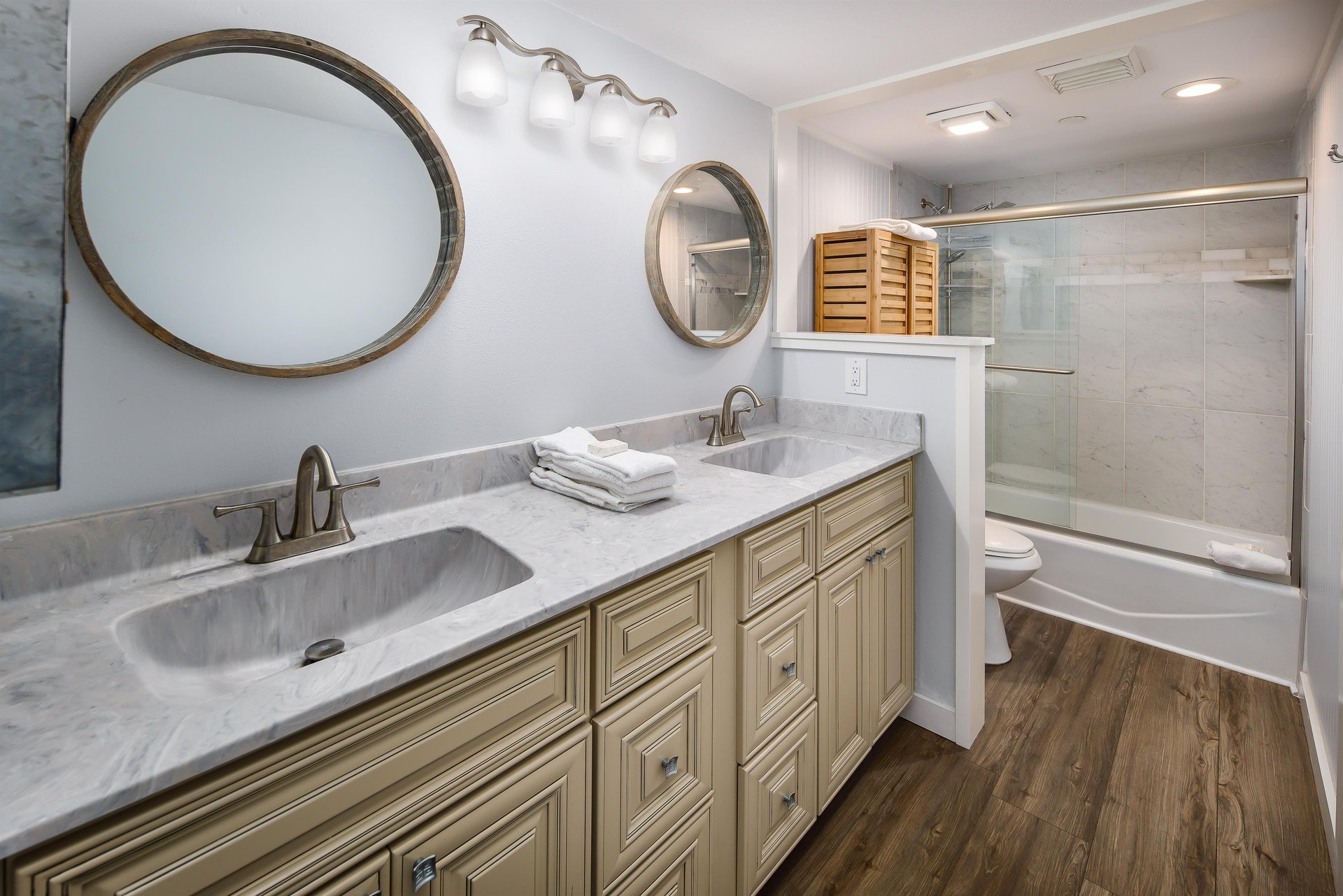 Nautilus Unit 2307 16