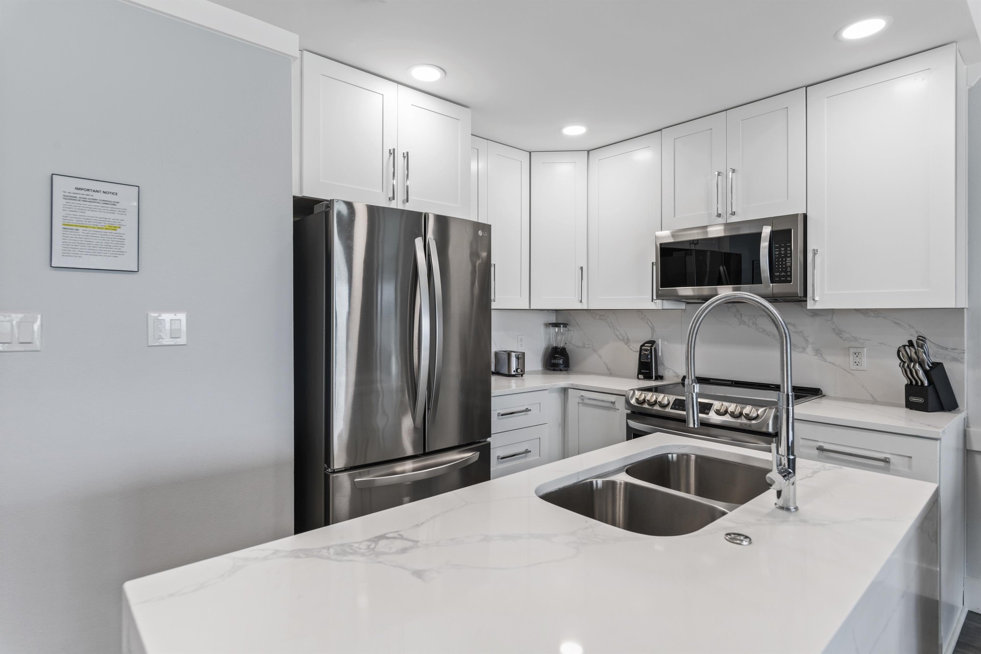 Coral Reef Club 42 8