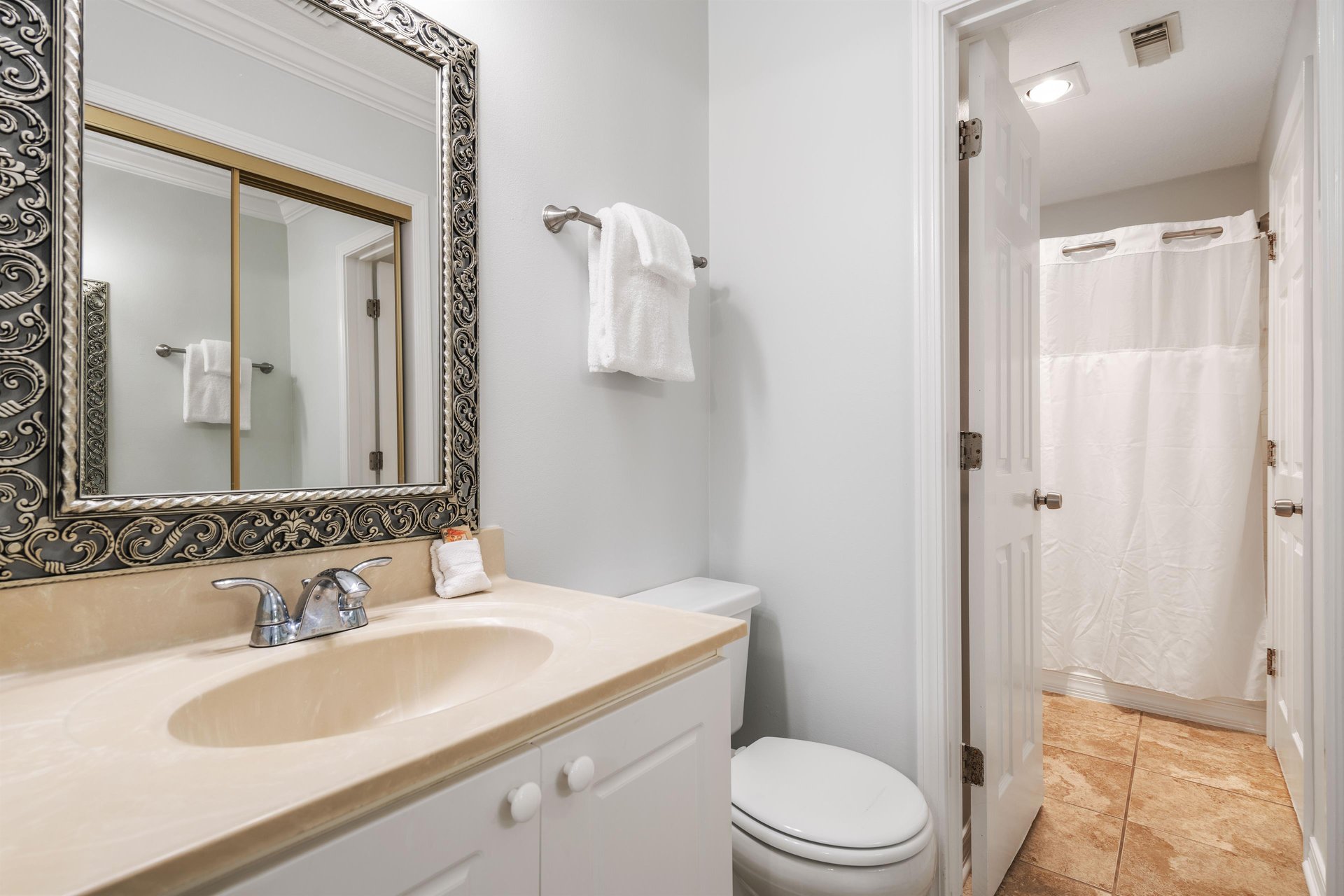 Coral Reef Club 04 13