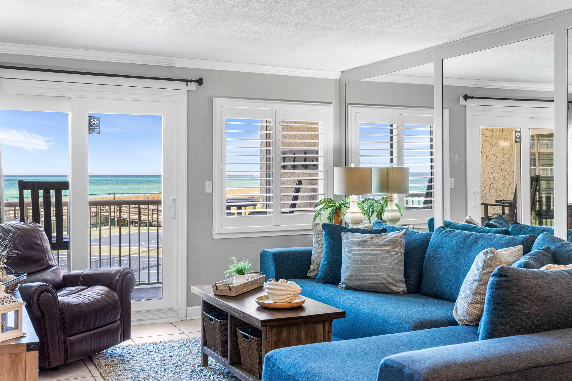 Holiday Surf and Racquet Unit 218 2