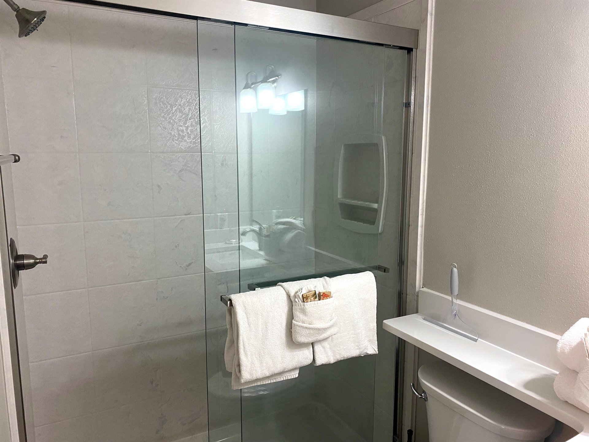 Gulf Winds East 33 17