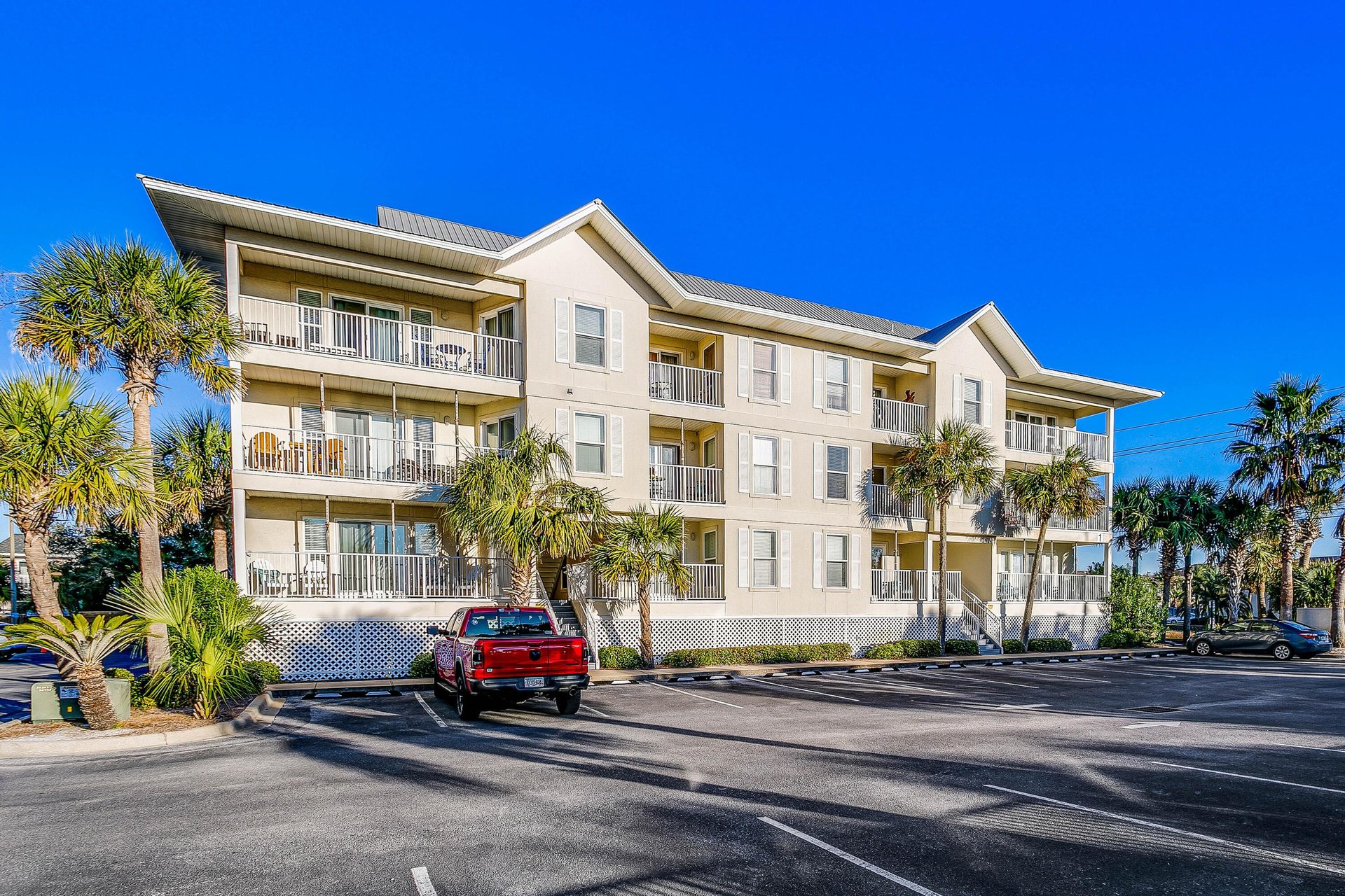 Gulf Island Condominiums 434 NEW 23