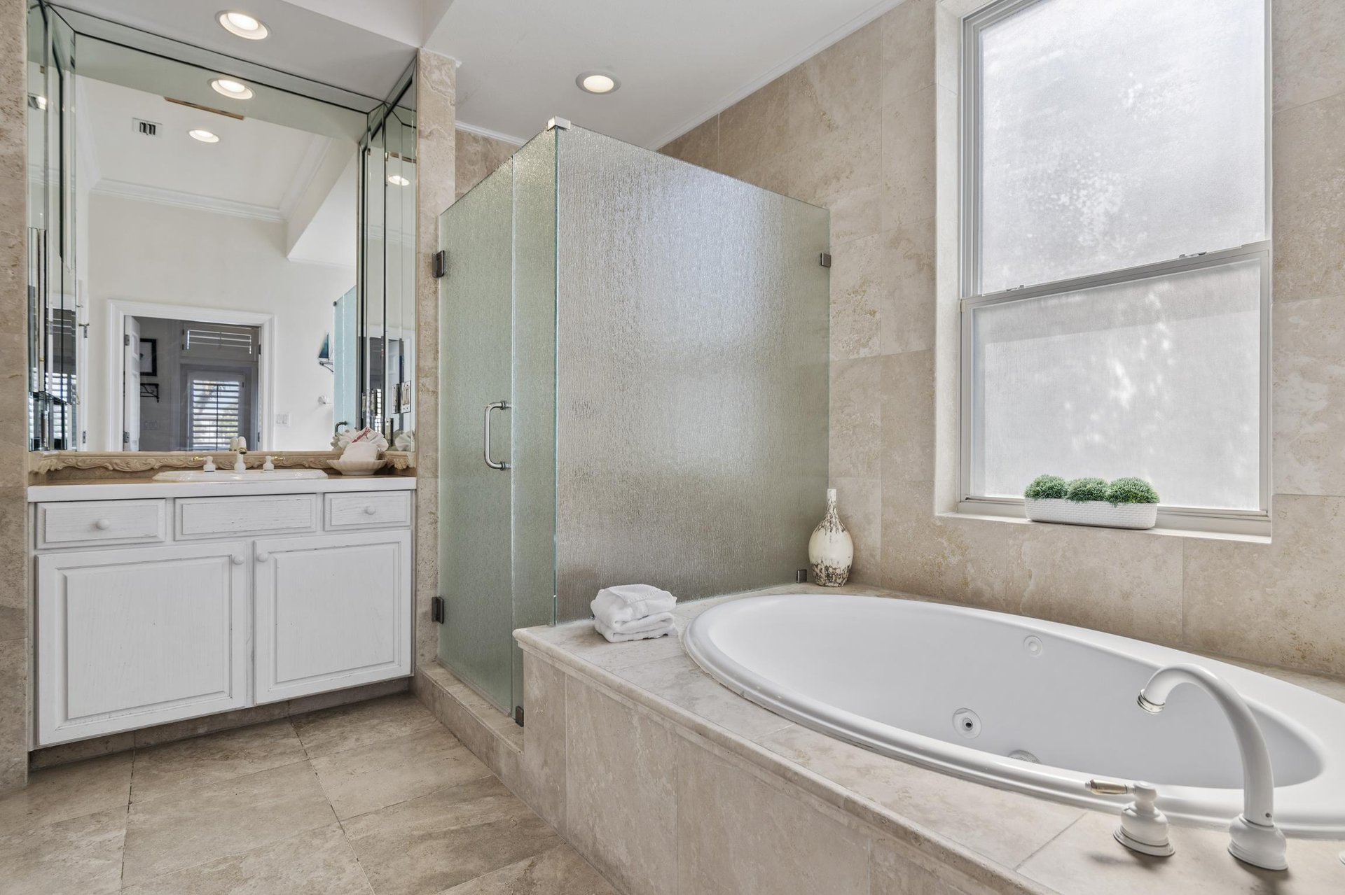 Southern Nights at Destin Pointe Resort 16