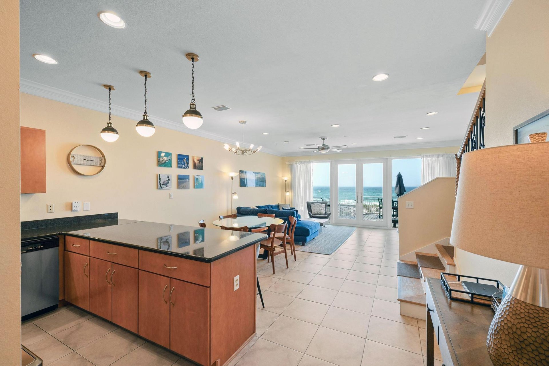 White Sands 417  Golden Getaway 3