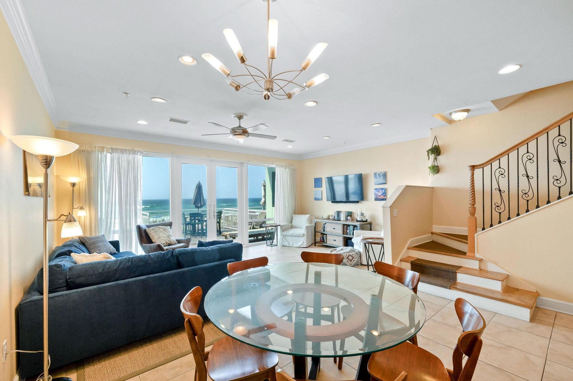 White Sands 417  Golden Getaway 8