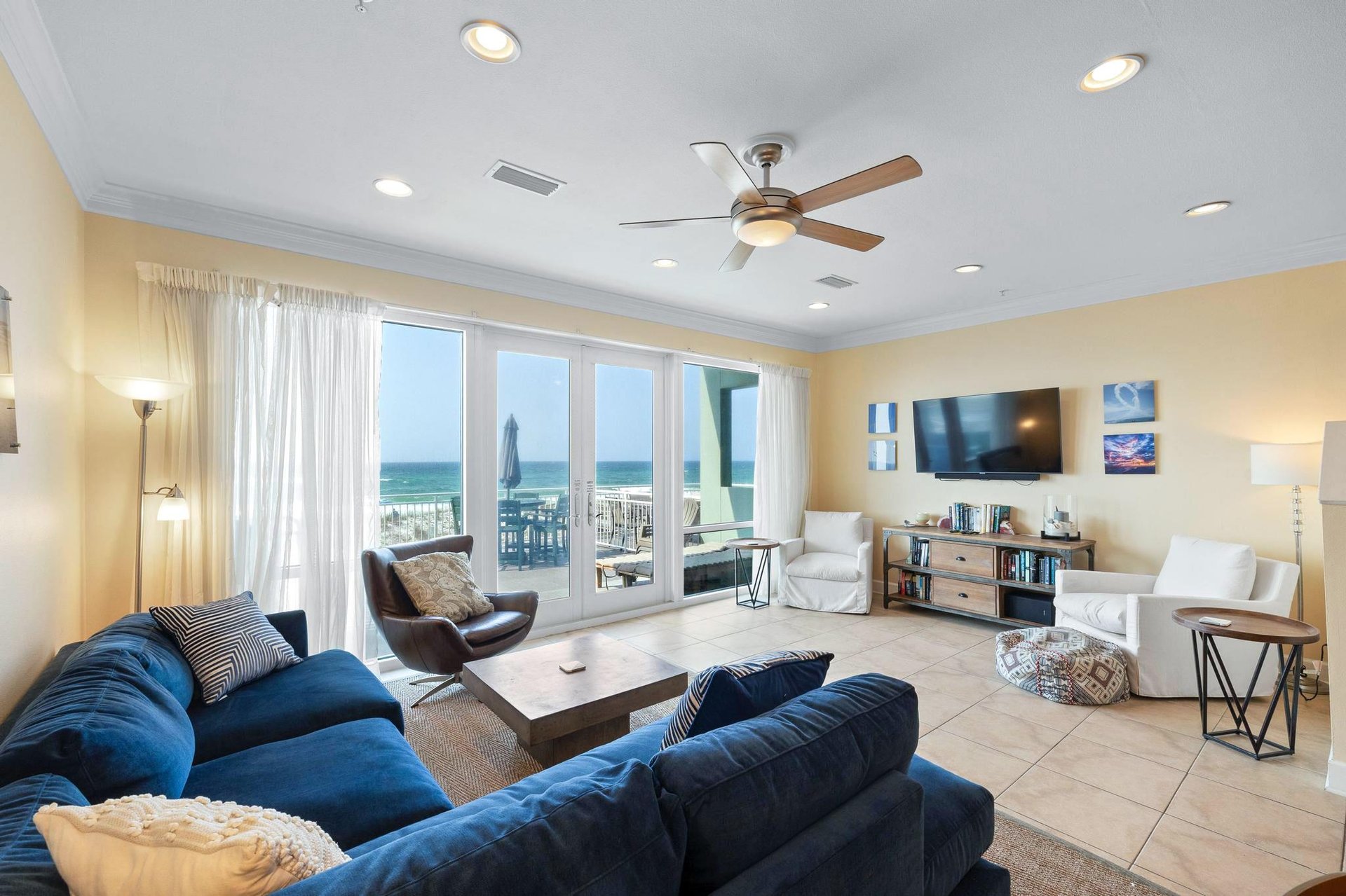 White Sands 417  Golden Getaway 9