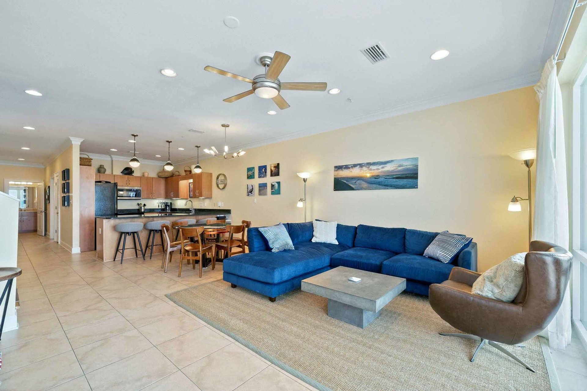 White Sands 417  Golden Getaway 11