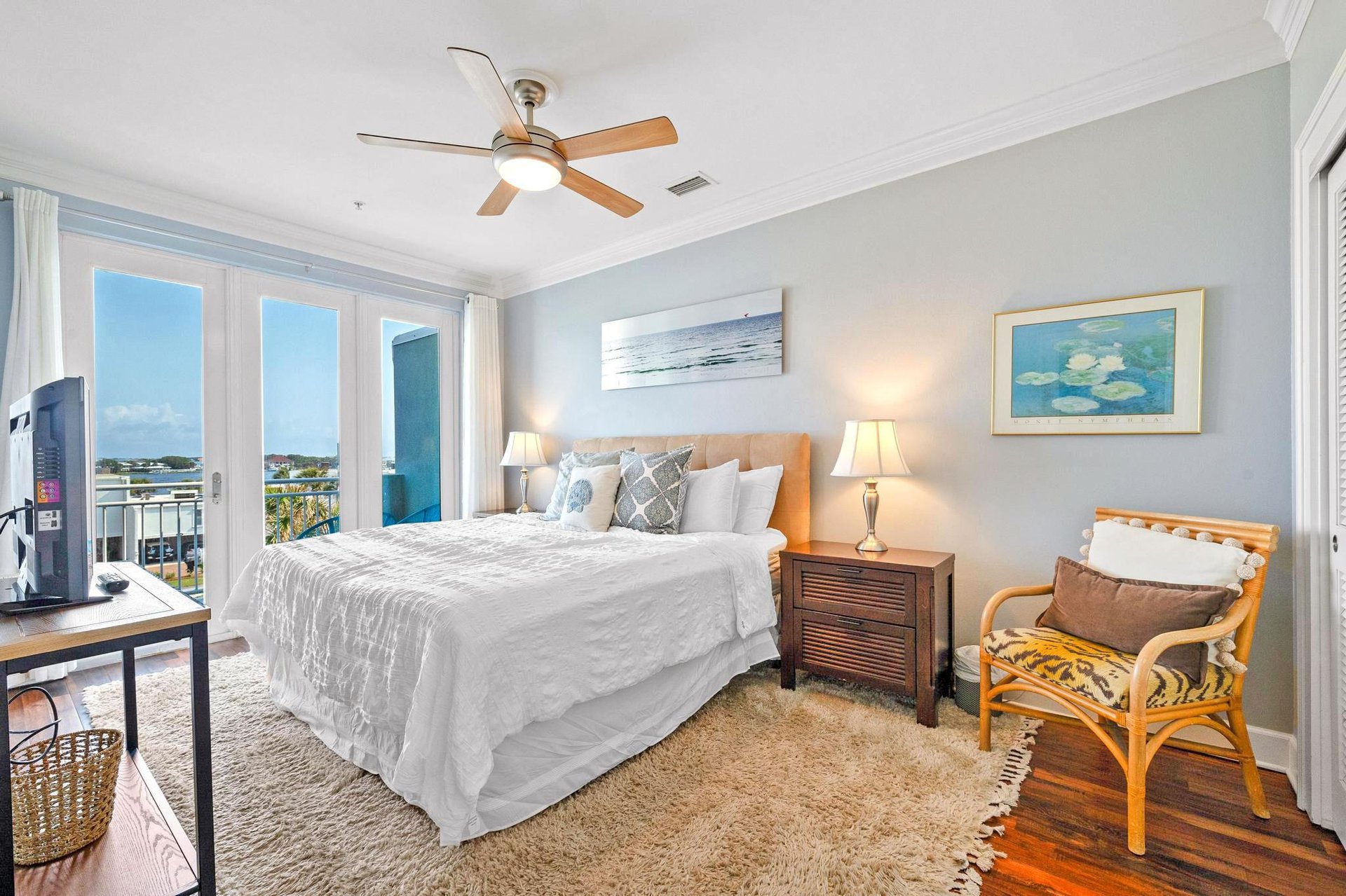 White Sands 417  Golden Getaway 19