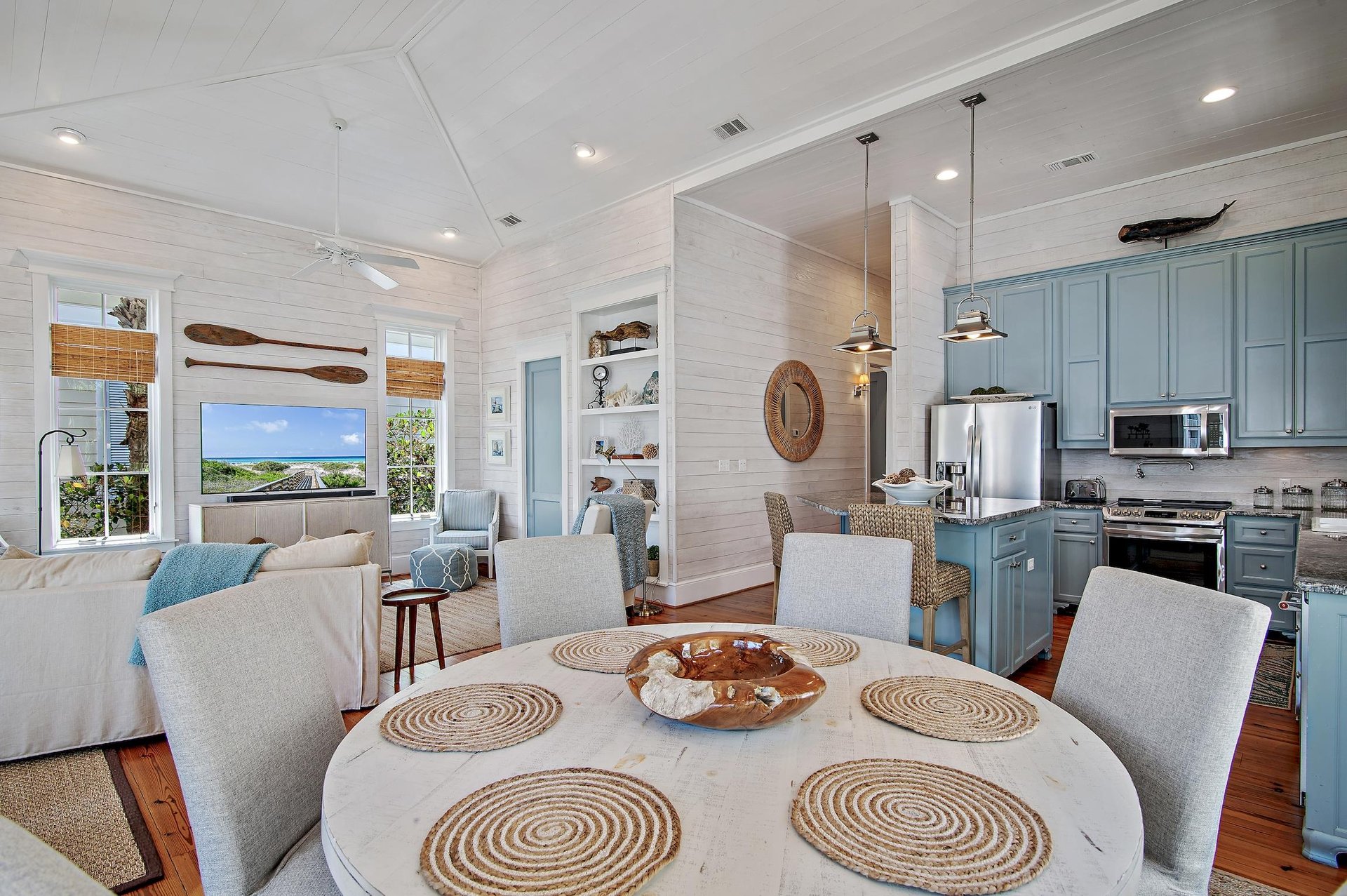 Blue Moon at Destin Pointe Resort 15