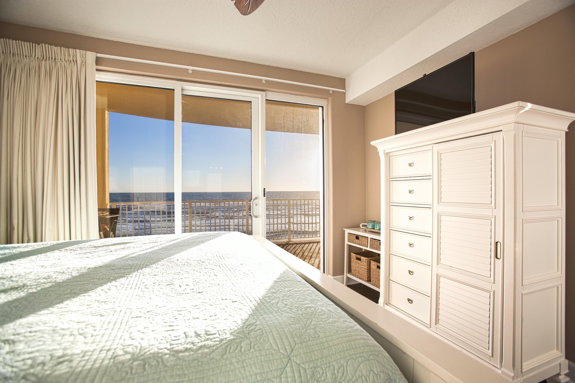 Salty Dreams Unit 404 7