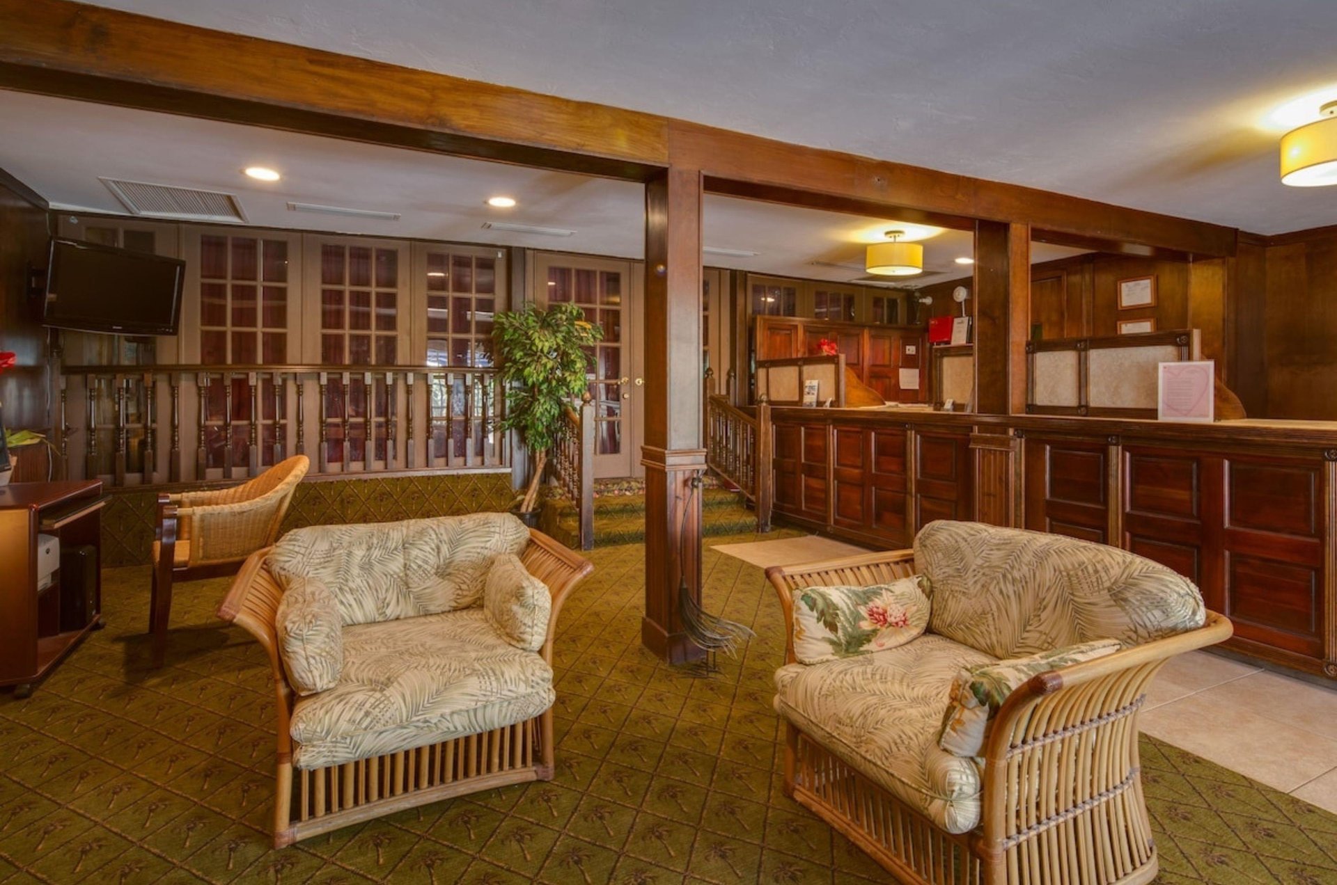 The lobby at Olde Marco Inn and Suites in Florida