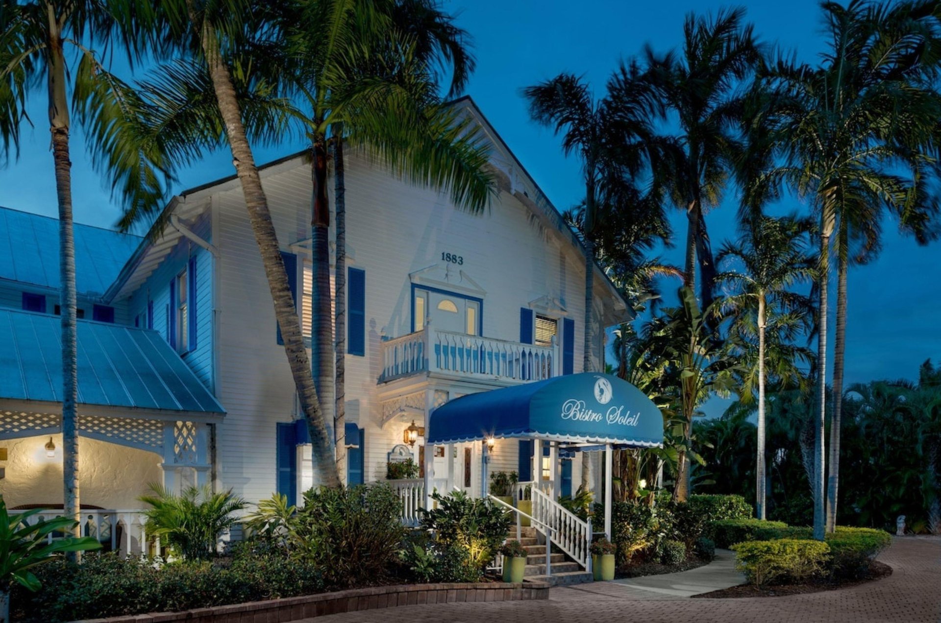 Olde Marco Inn and Suites on Marco Island, Florida