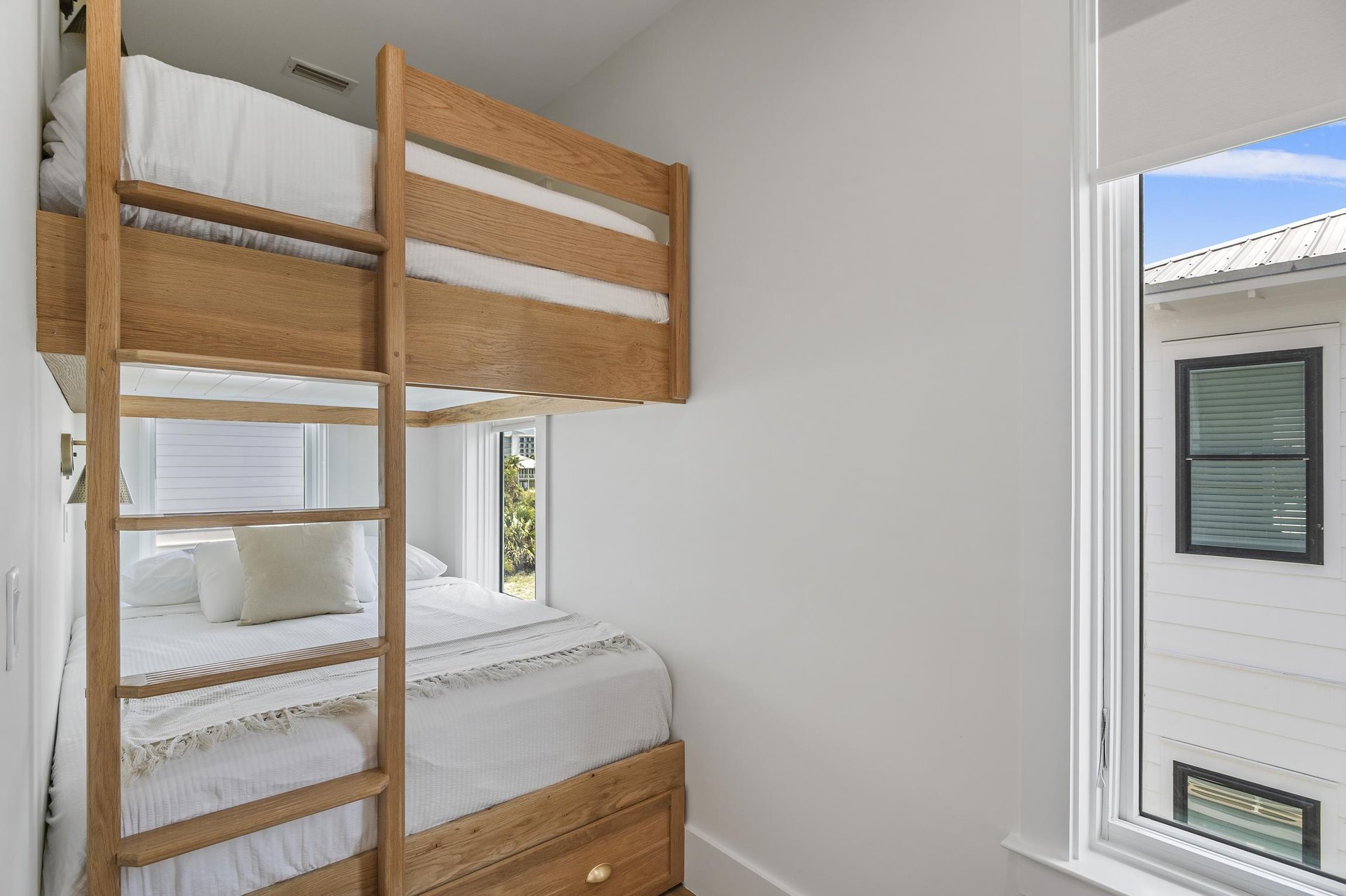 Esmeralda at Destin Pointe Resort 29