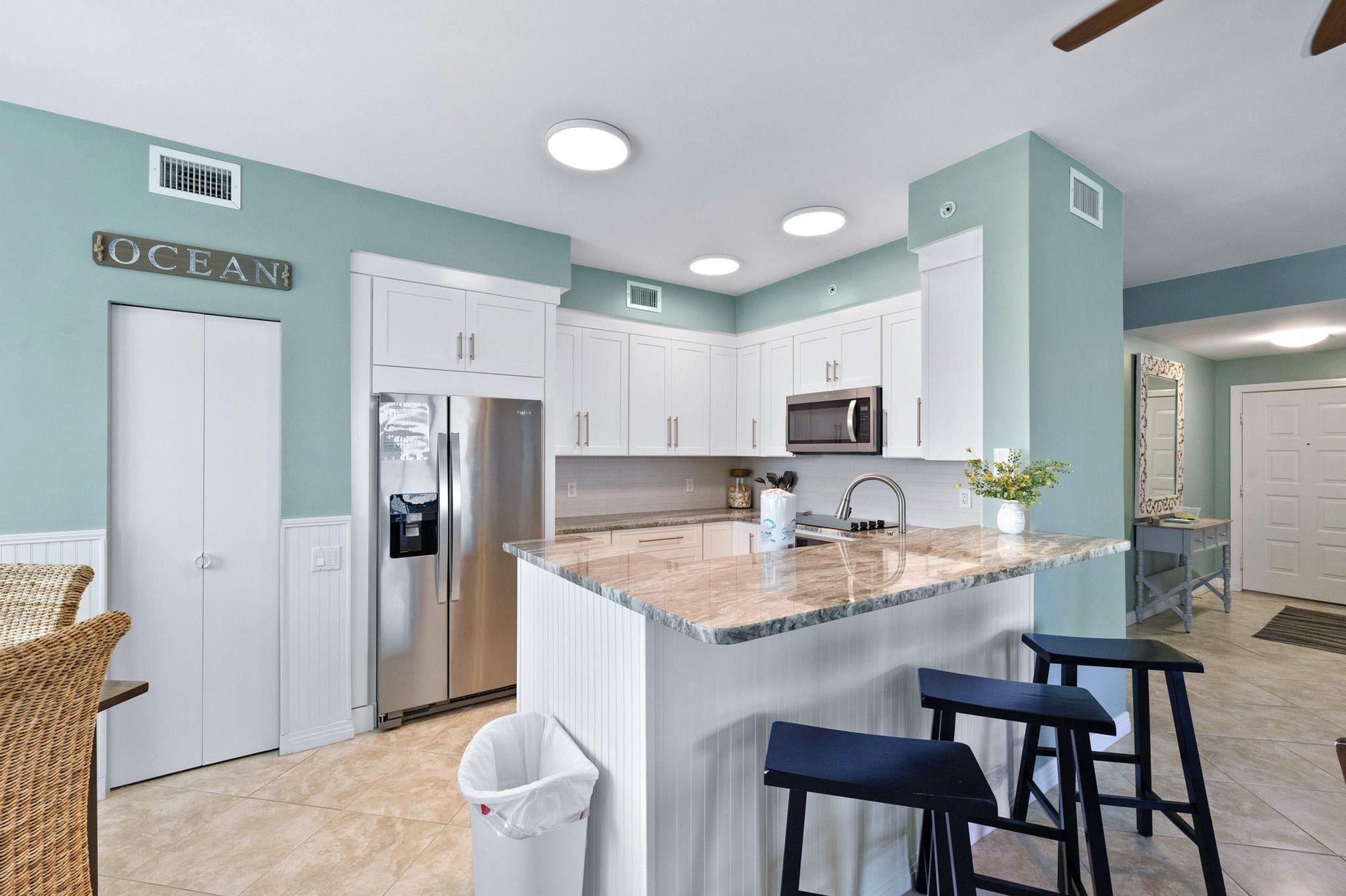 Beach Colony West 11F 11