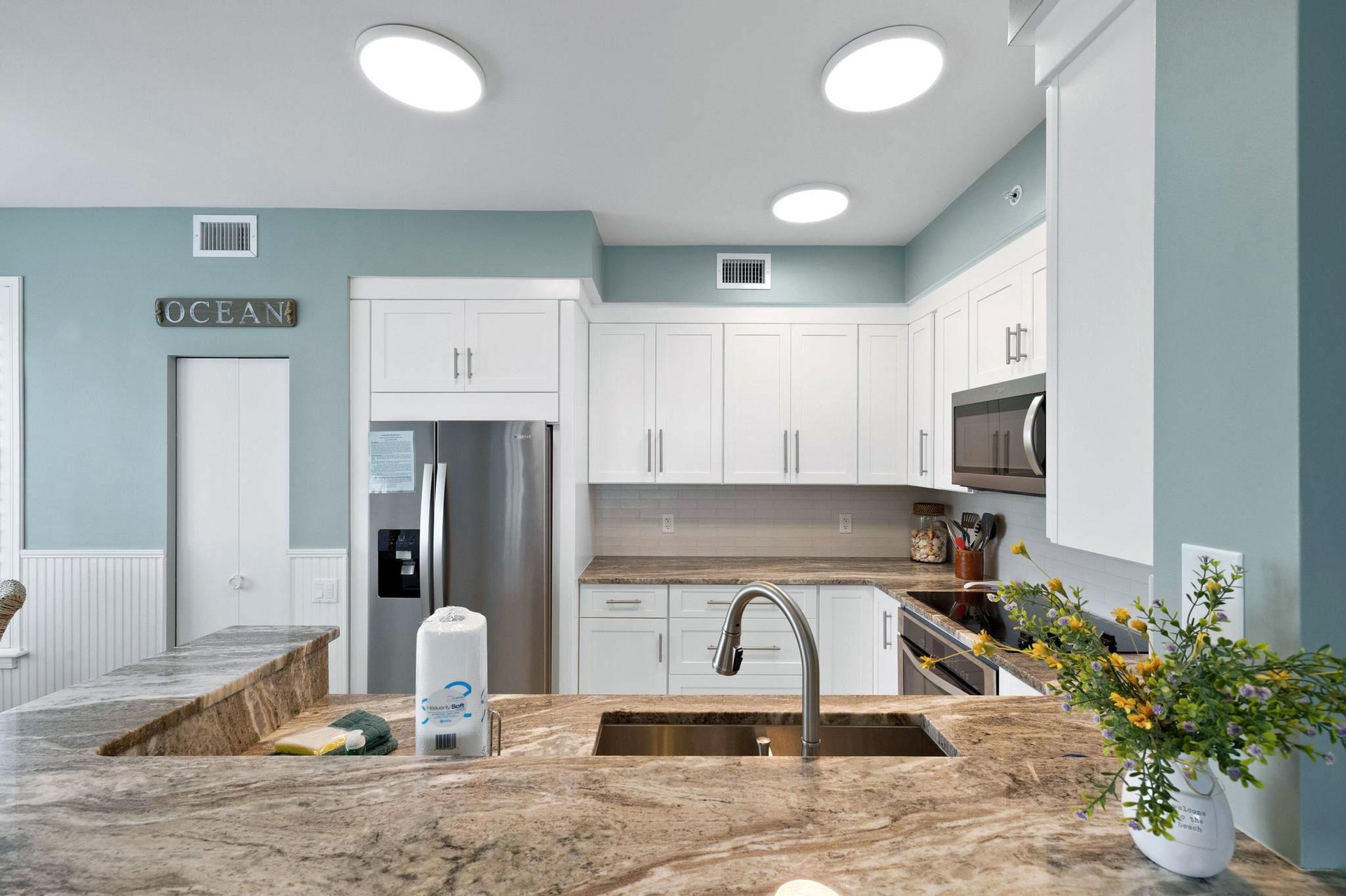 Beach Colony West 11F 15