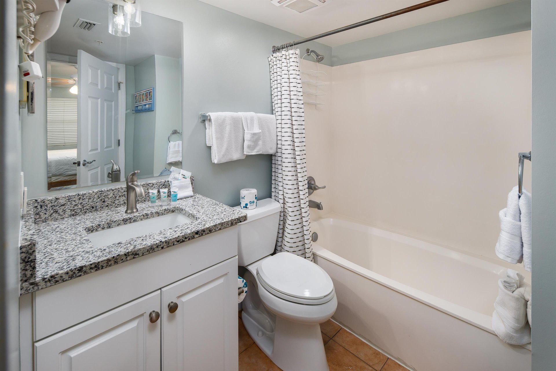 Showertub combination