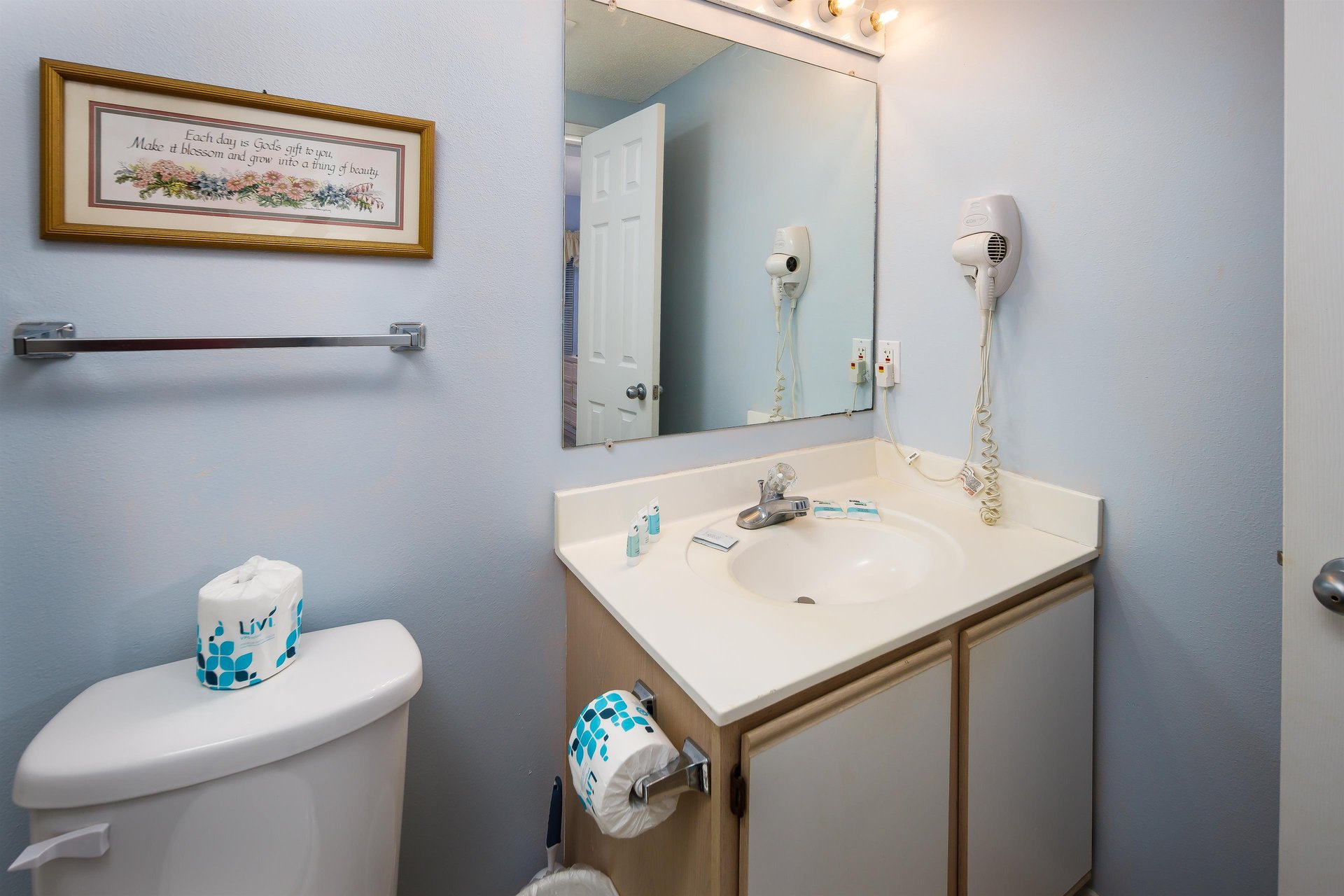 The hall bath can be used by guests of the 2nd bedroom, but can also be accessed from the kitchen area.