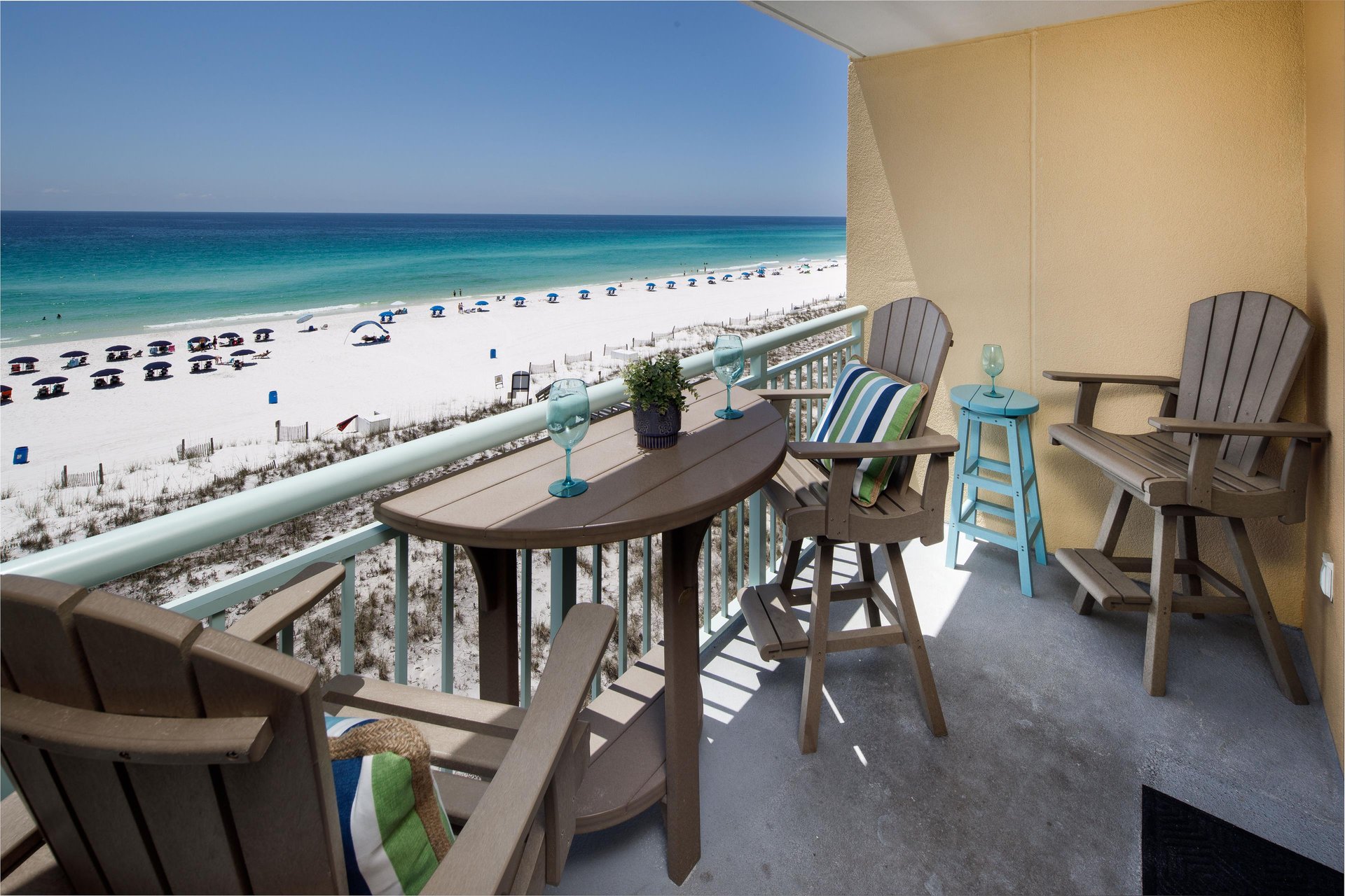 Plenty of seating to enjoy those views