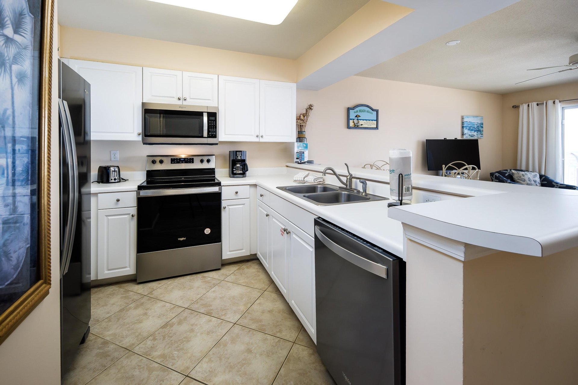 Kitchen has new appliances  all of you basic items needed to make yummy meals.