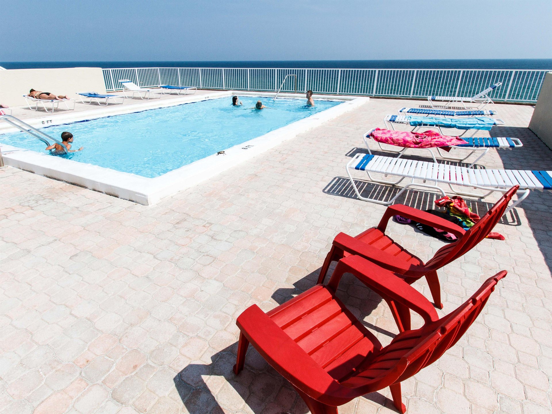 Lots of seating avaible for everyone