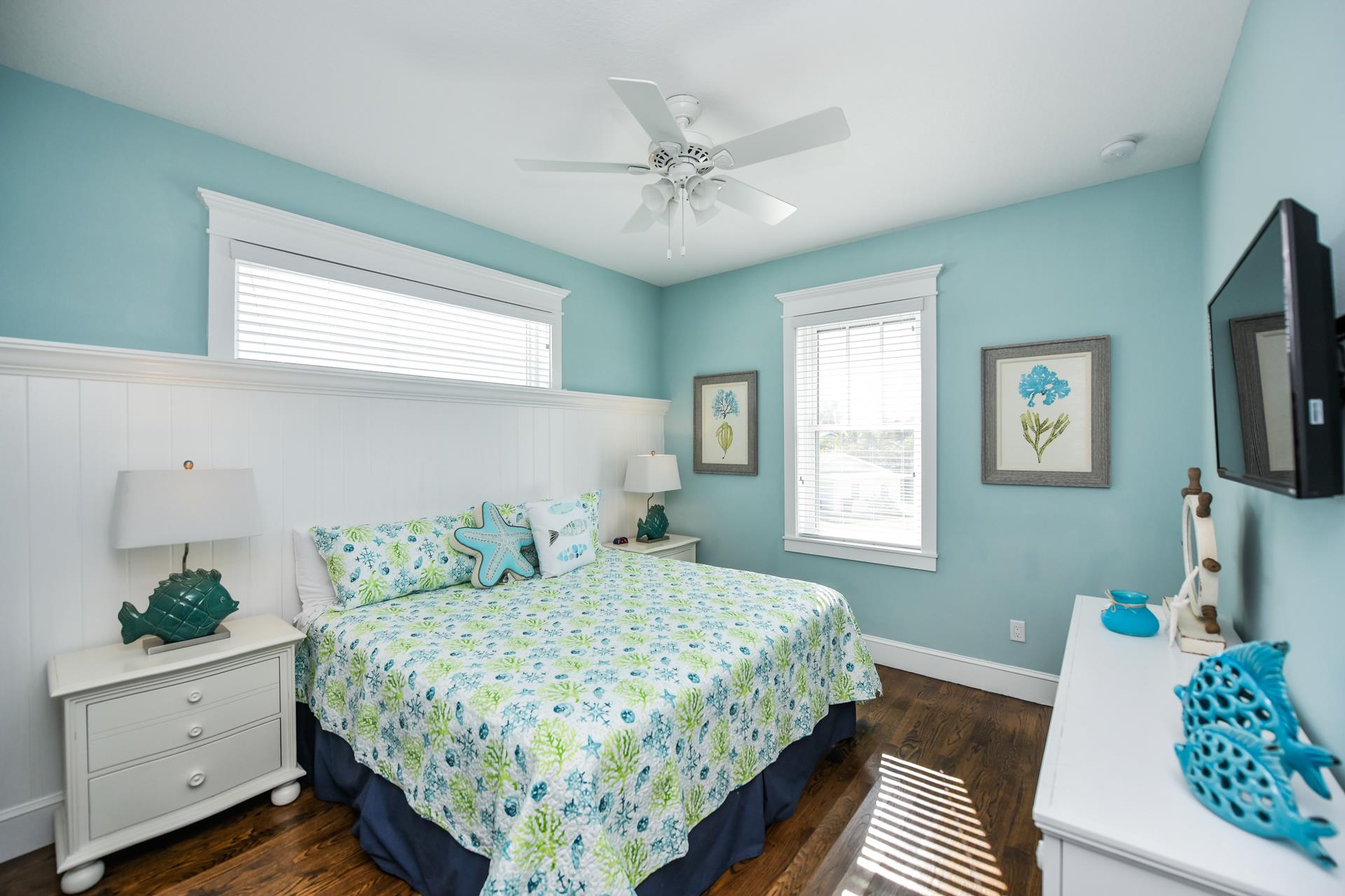 Seventh Bedroom  King