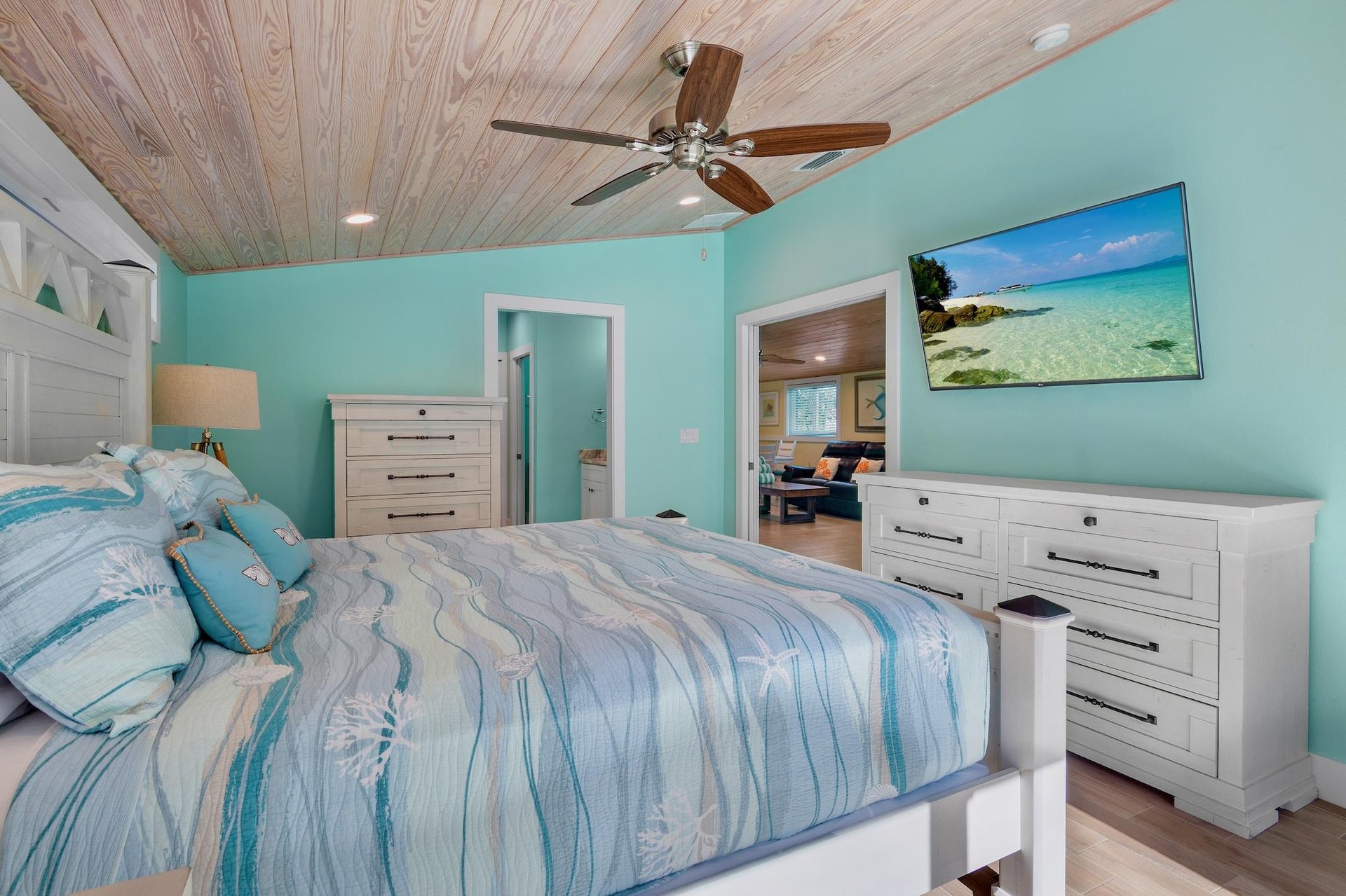 Primary Bedroom, King