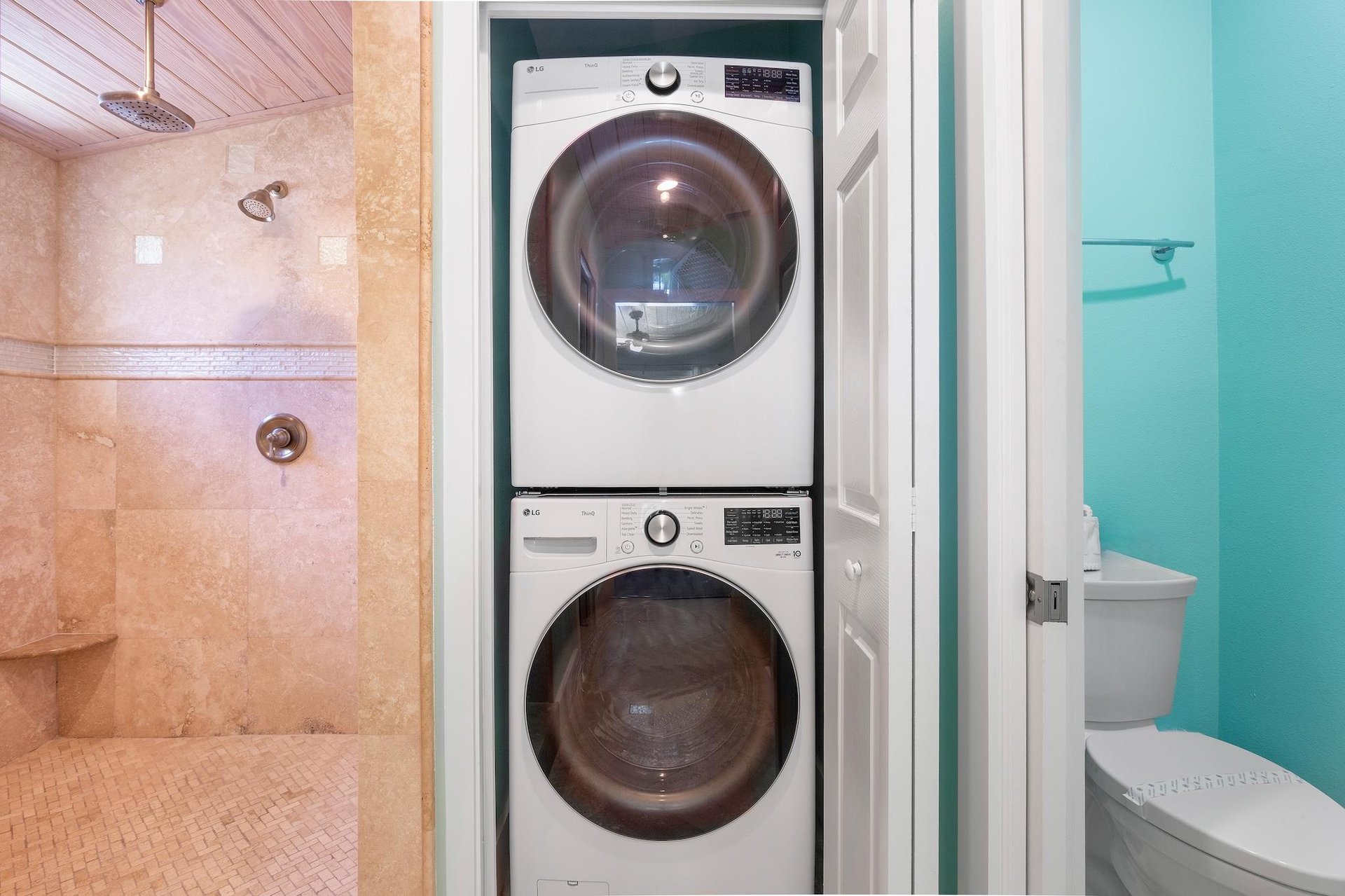 Washerdryer combo for convenience