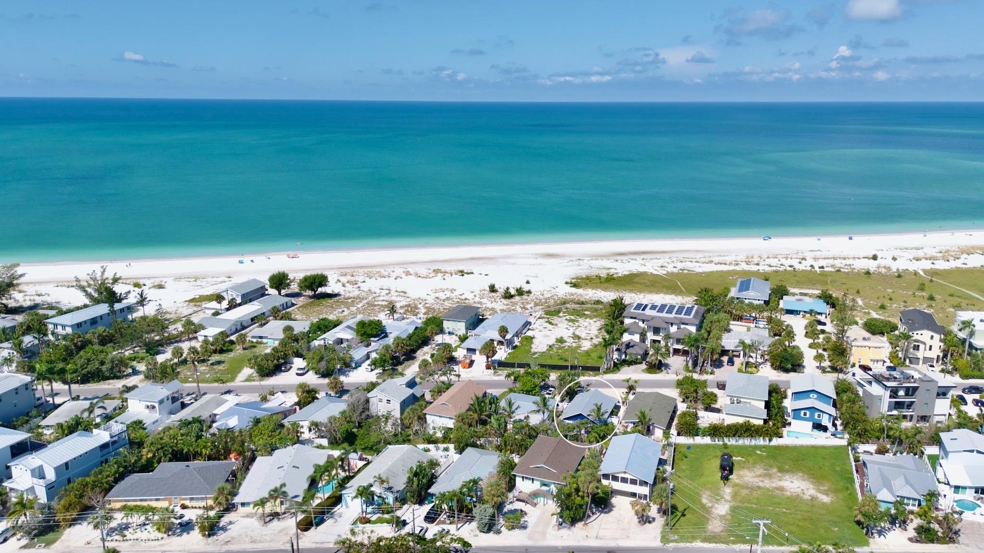 Prime location near the shore
