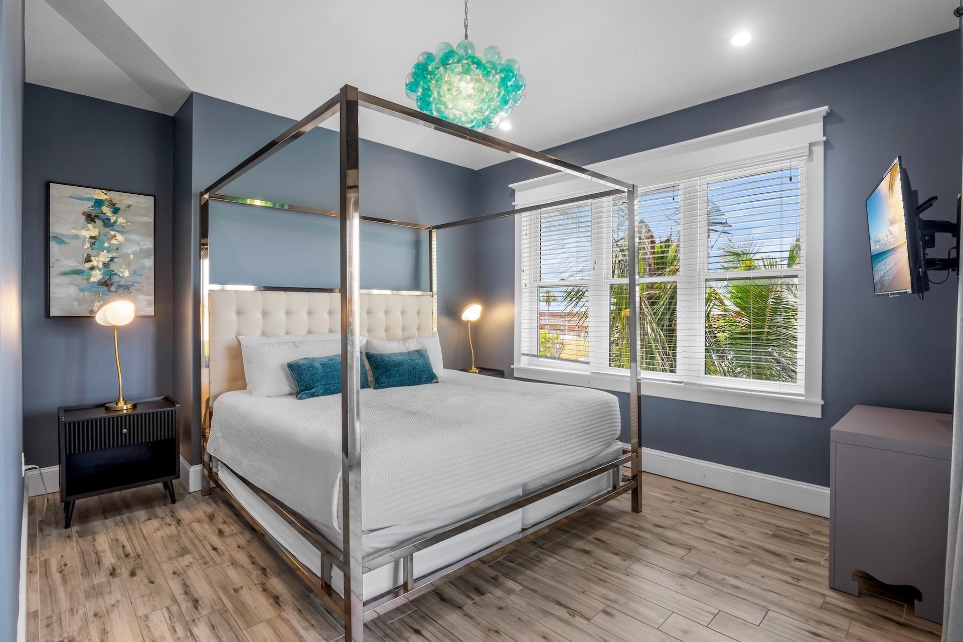 Primary Bedroom, King