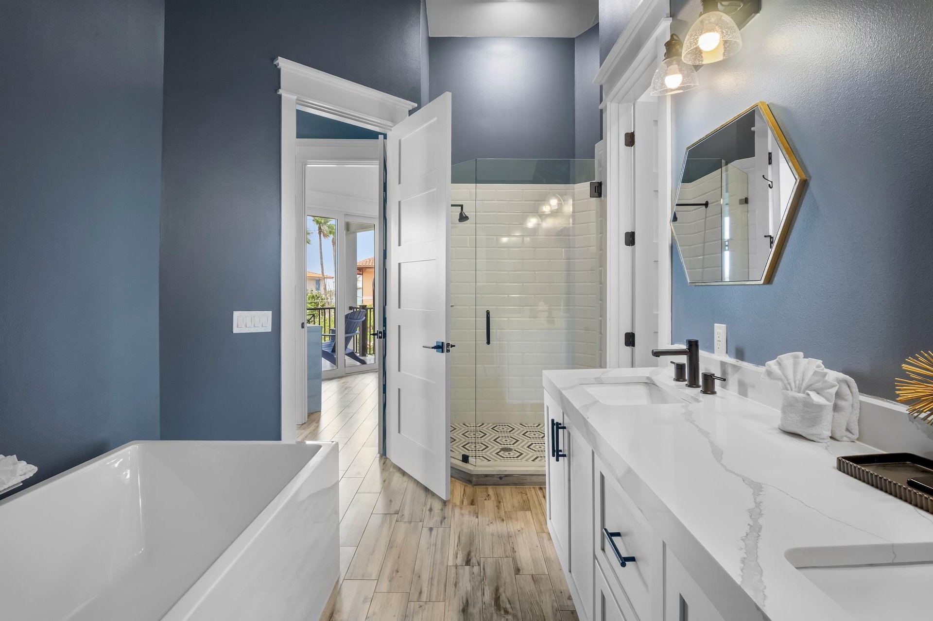 Primary Bathroom, Ensuite