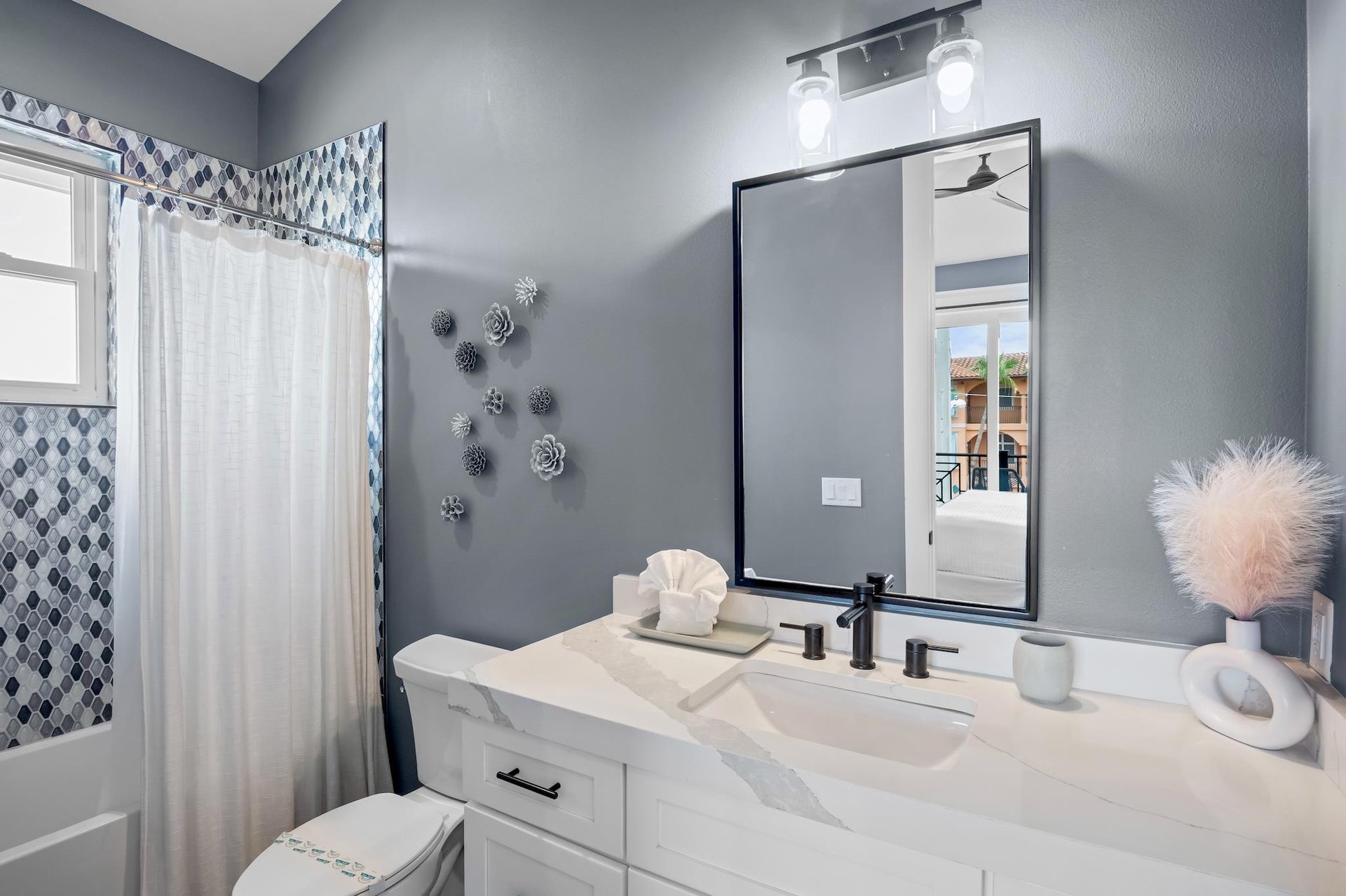 Second Bathroom, Ensuite