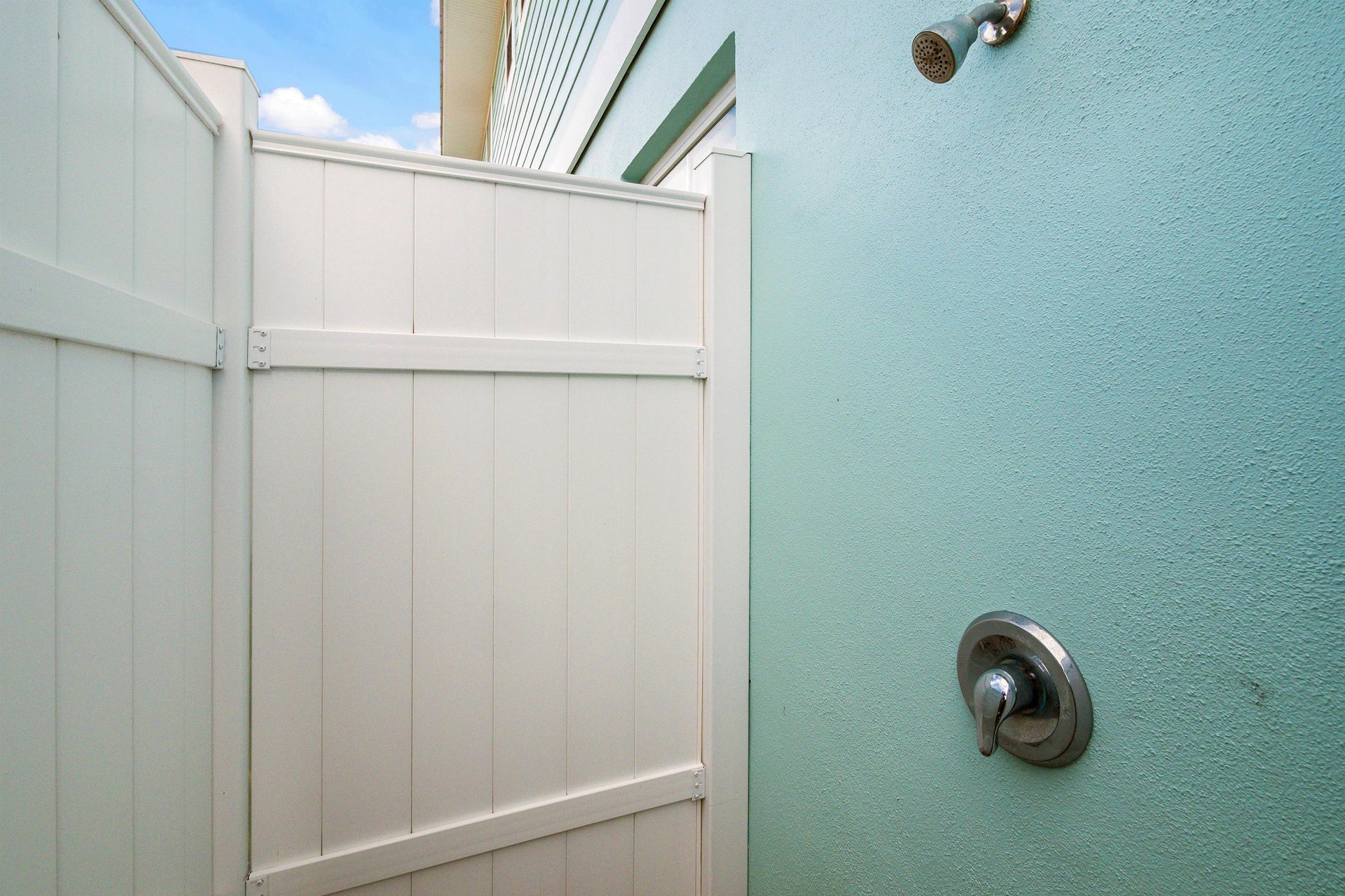 Private Outdoor Shower with Hot Water