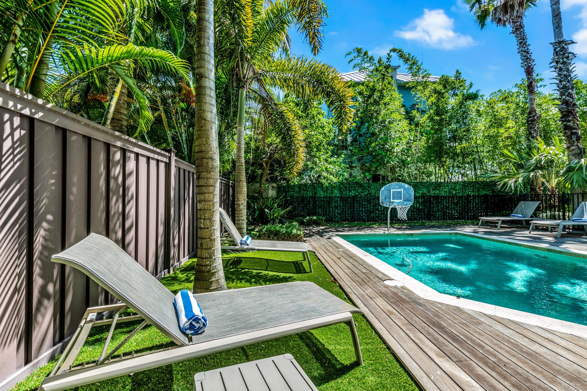Poolside Loungers