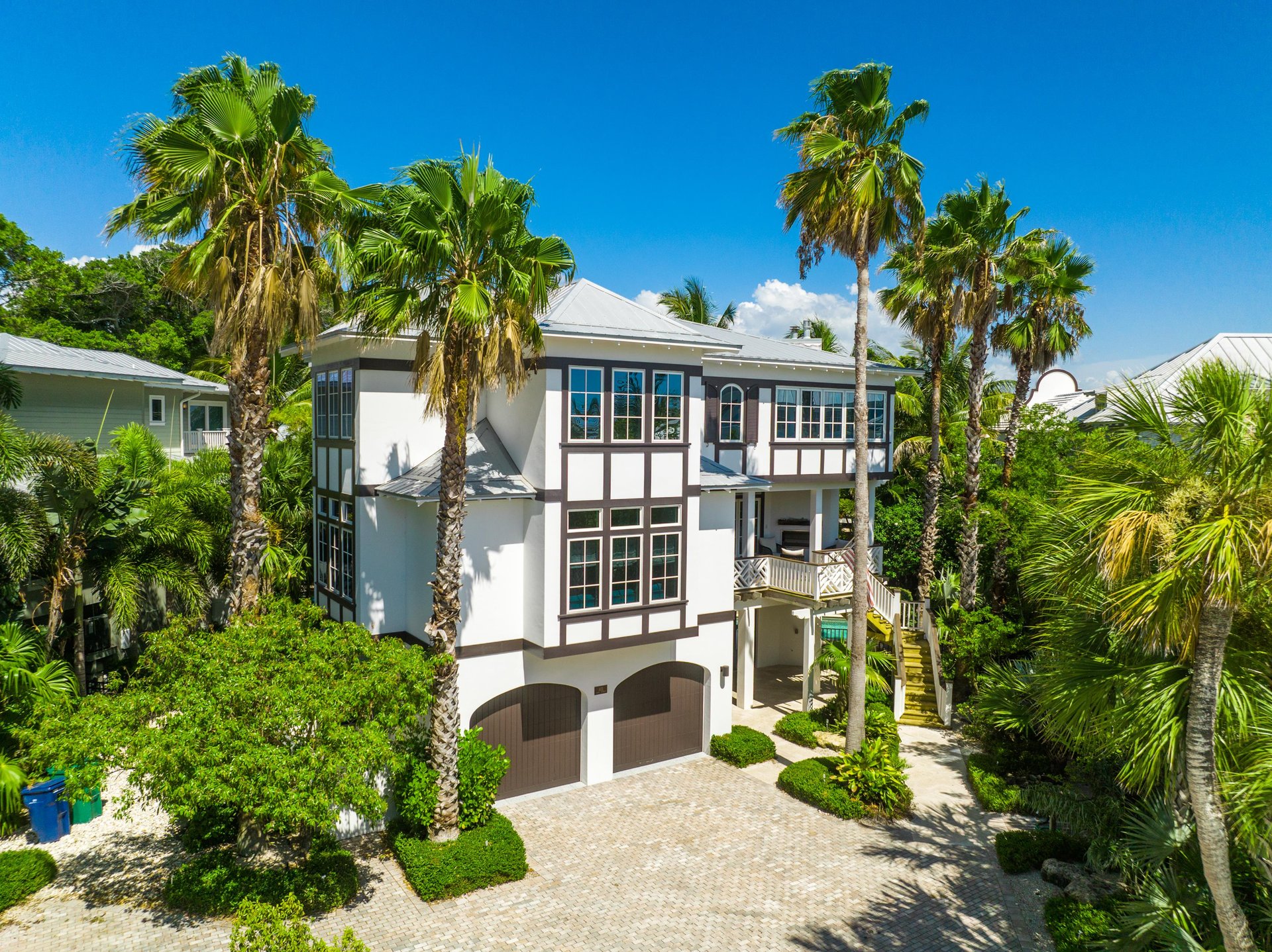 Exterior of Coastal Couture