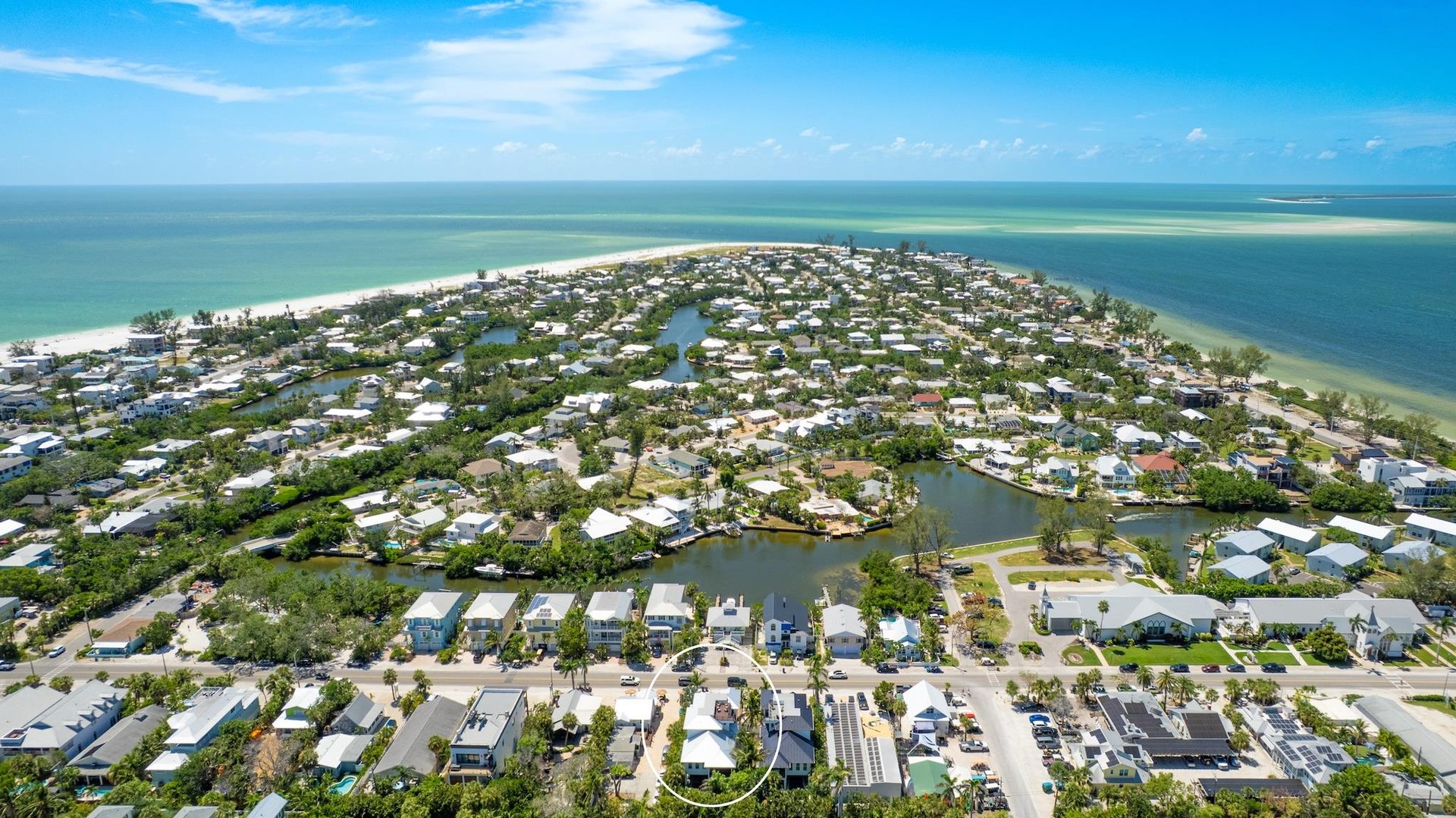 The Oar House by AMI Locals