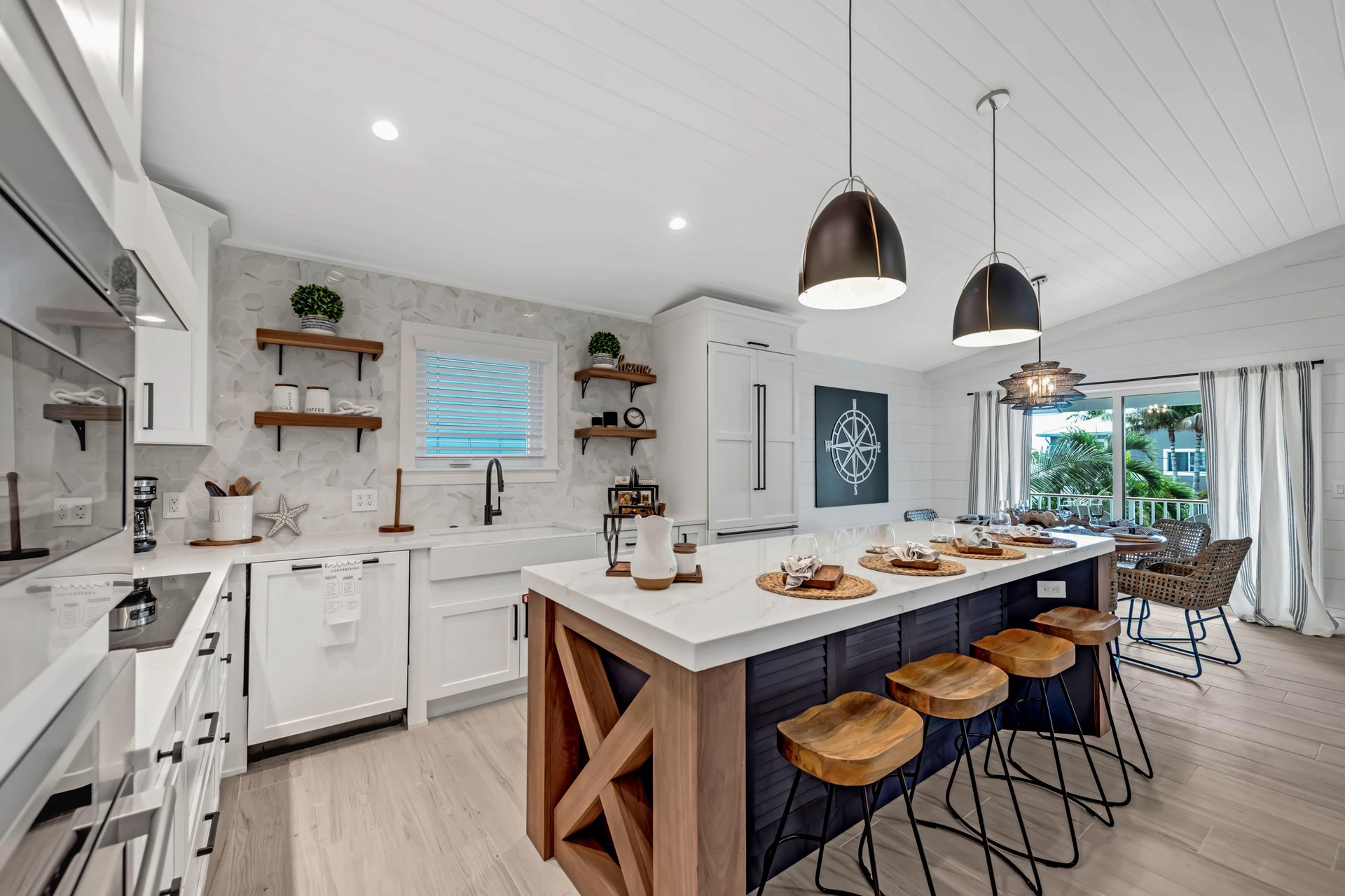 Fully Equipped Kitchen  Breakfast Bar
