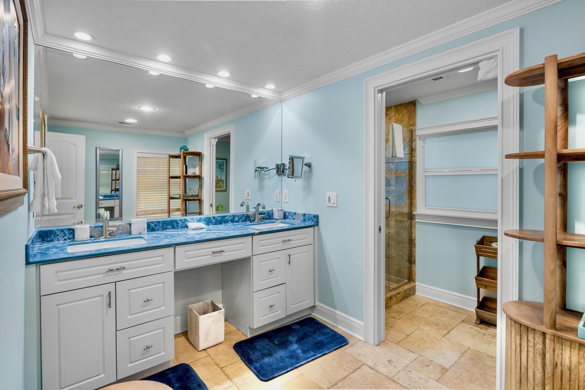 Ensuite Bathroom  Primary