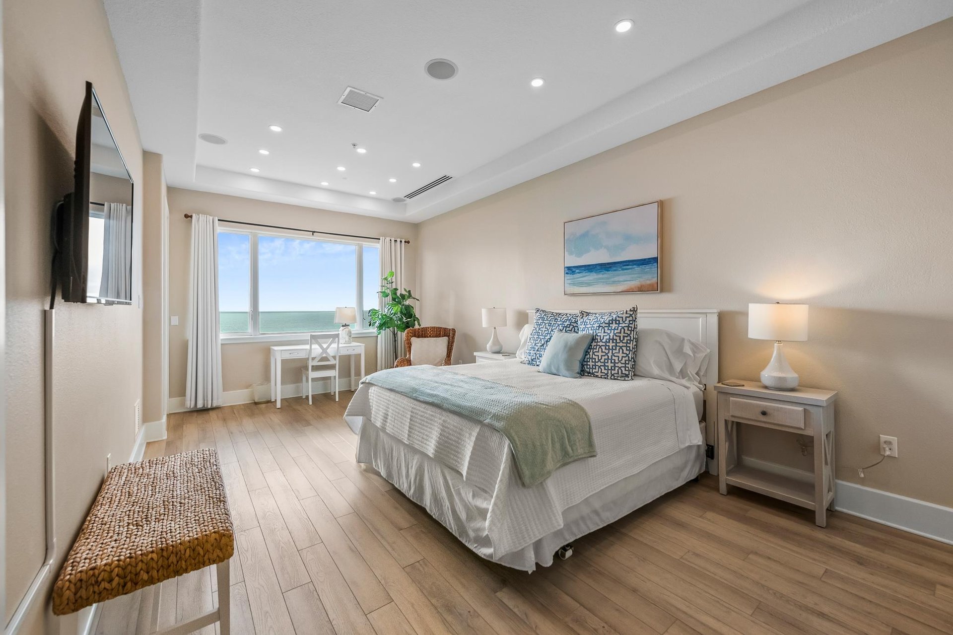 Primary Bedroom, King