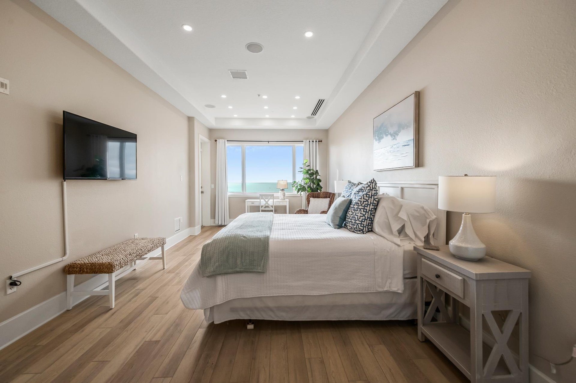 Primary Bedroom, King