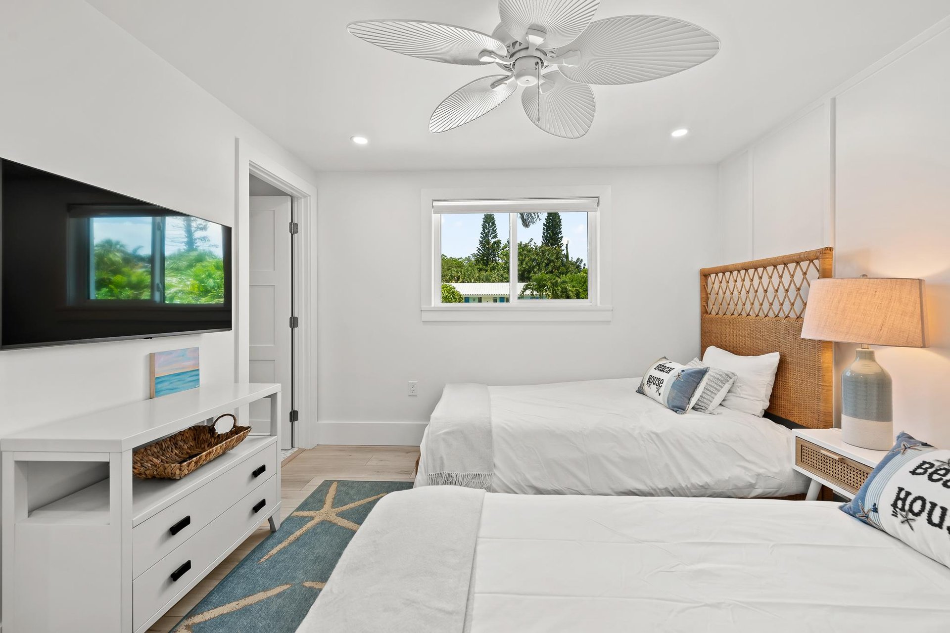 Fourth Bedroom  Two Twin Beds