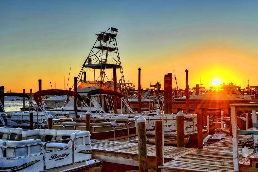 Holiday Surf and Racquet Unit 519 4