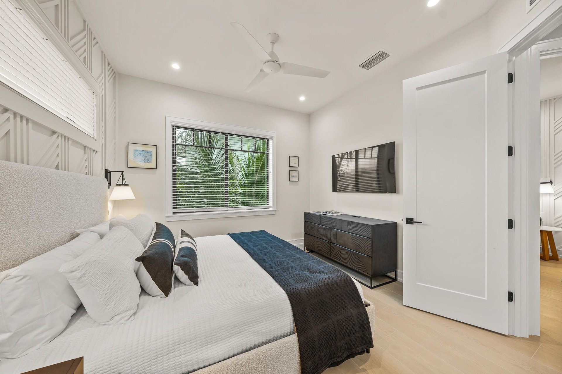 Bedroom 2 – King